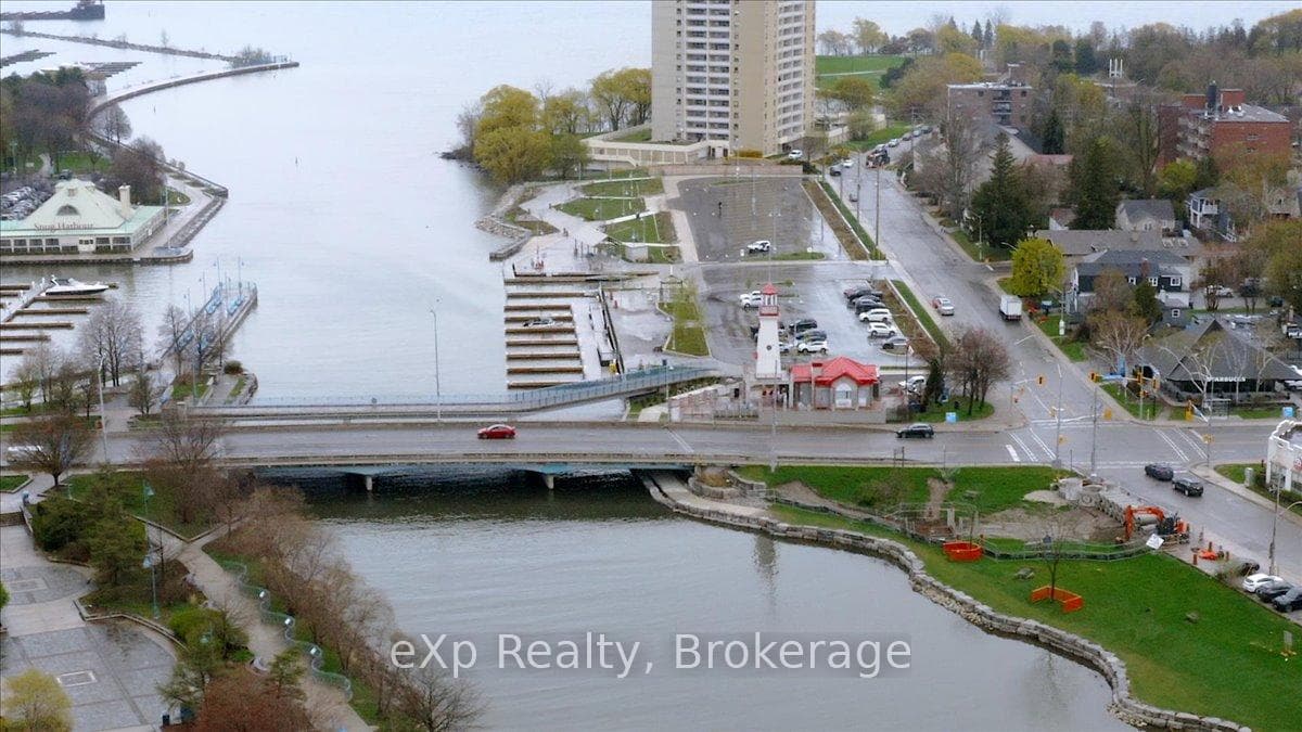 39 Stavebank Road Unit 403 - Condo photo 28 of 33 in Mississauga, Ontario