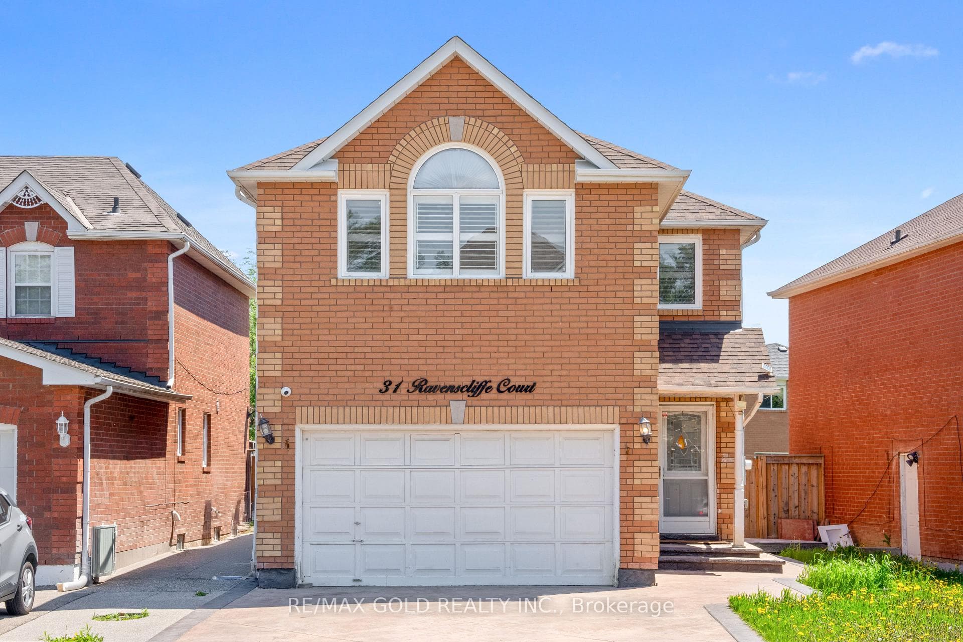 31 Ravenscliffe Court - Detached photo 1 of 32 in Brampton, Ontario