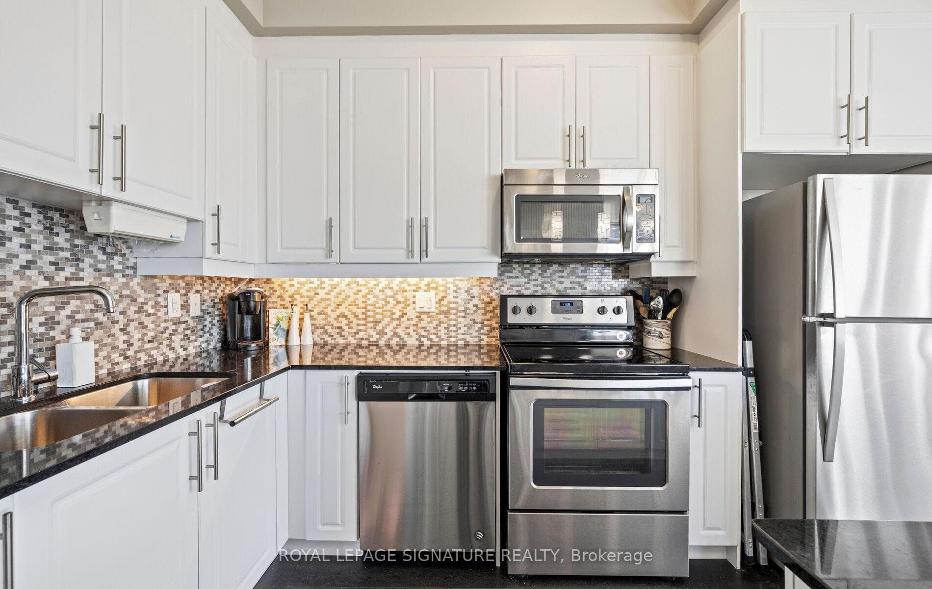55 Yorkland Boulevard Unit PH1202 - Condo photo 25 of 50 in Brampton, Ontario