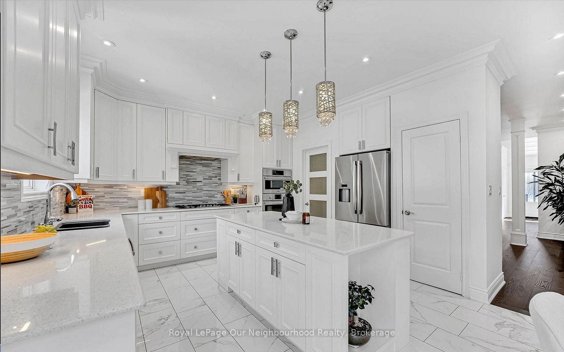 4689 Leanna Heights Road - Detached photo 10 of 39 in Burlington, Ontario