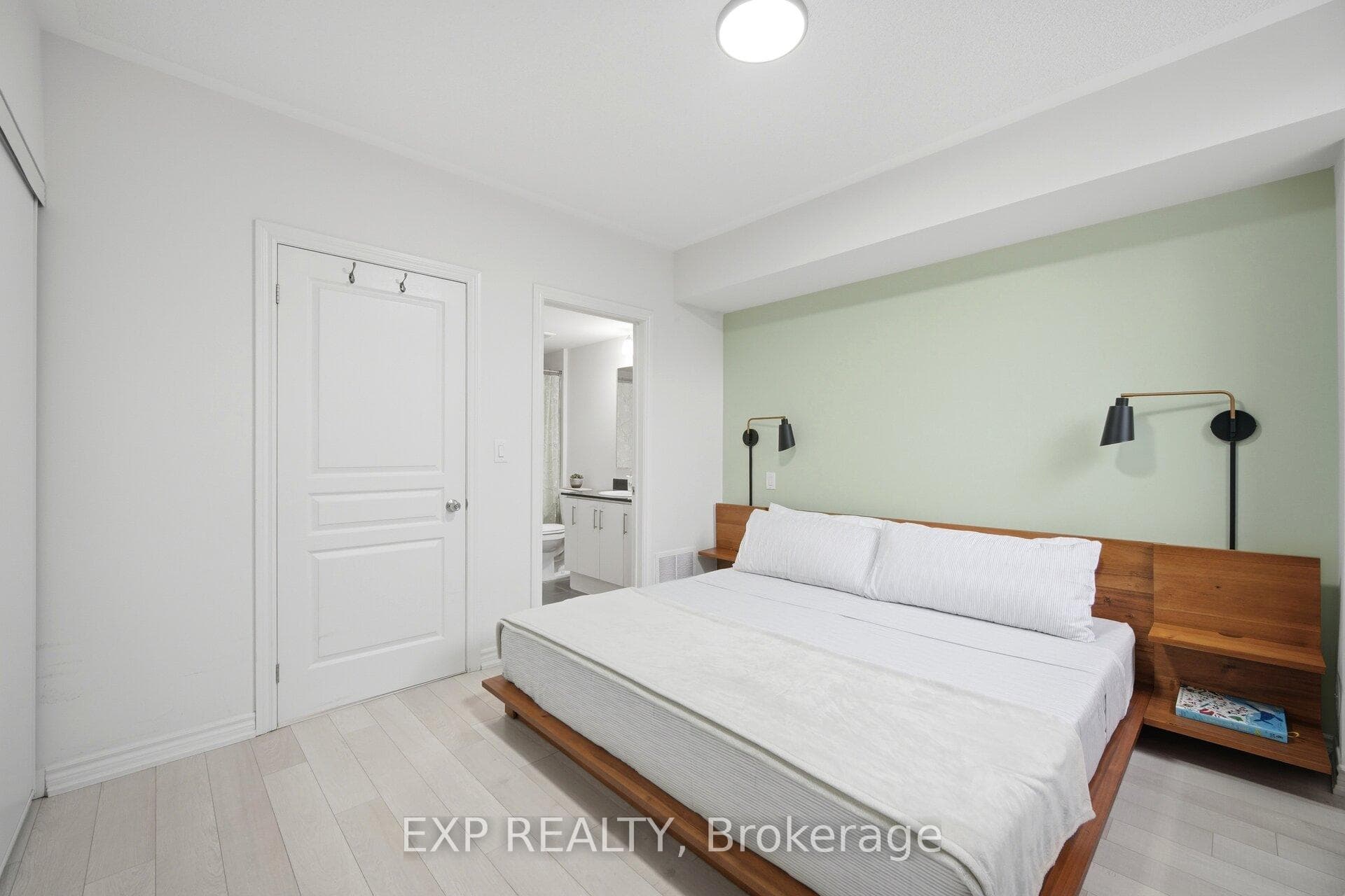 110 Caledonia Park Road Unit 2 - Condo photo 23 of 38 in Keelesdale / Eglinton West, Ontario