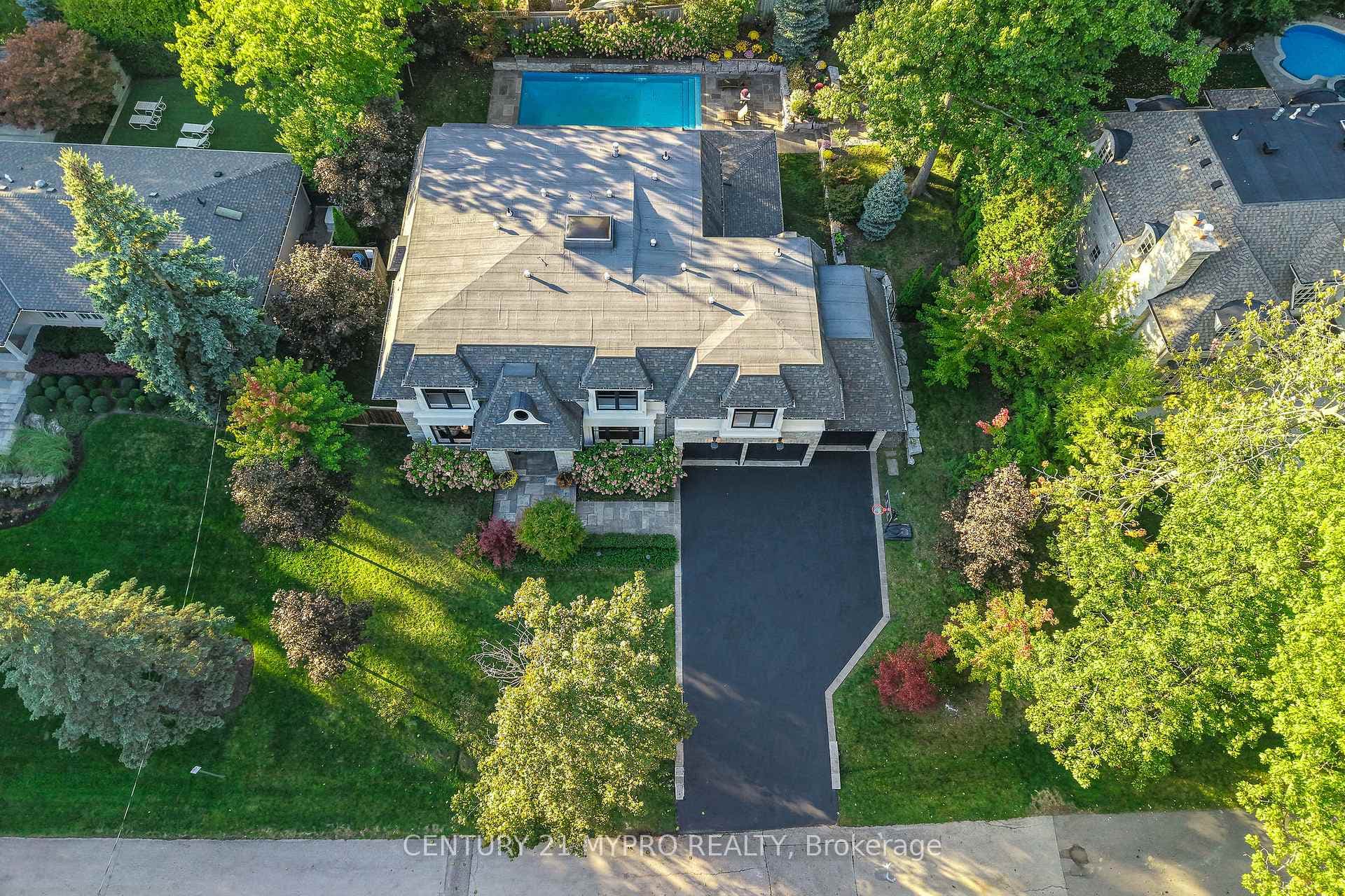 1389 Weaver Avenue - Detached photo 46 of 48 in Oakville, Ontario