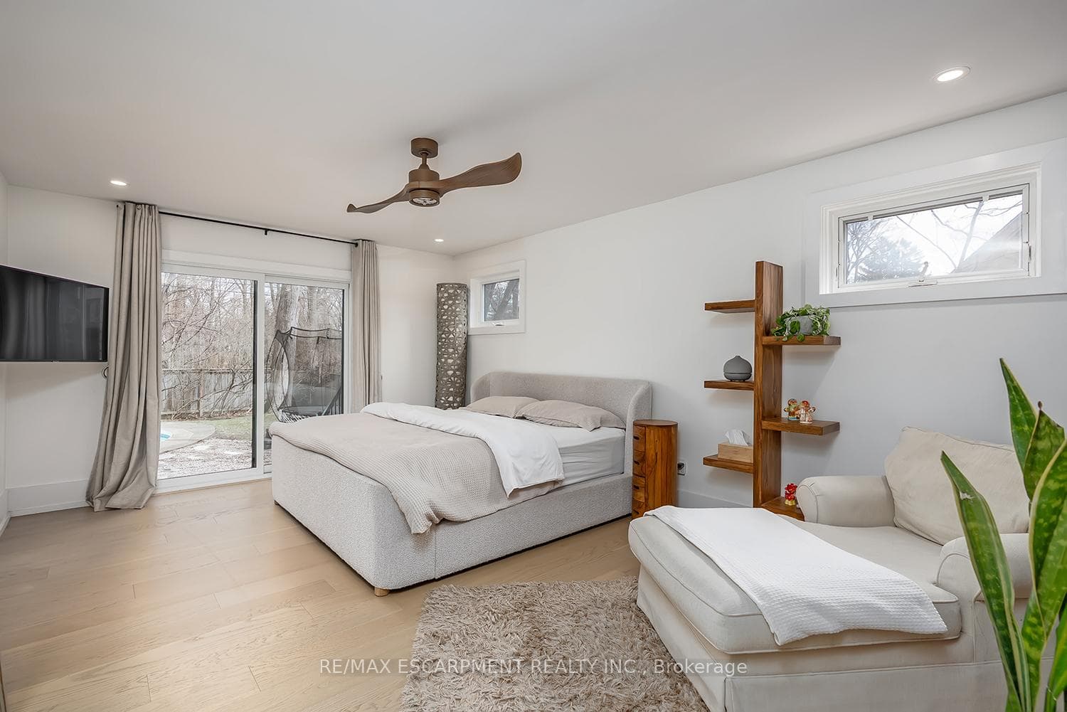 327 Goodram Drive - Detached photo 20 of 50 in Burlington, Ontario