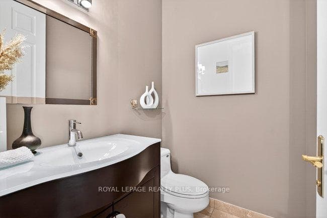 35 Kingsbridge Garden Circle Unit TPH4 - Condo photo 35 of 50 in Mississauga, Ontario