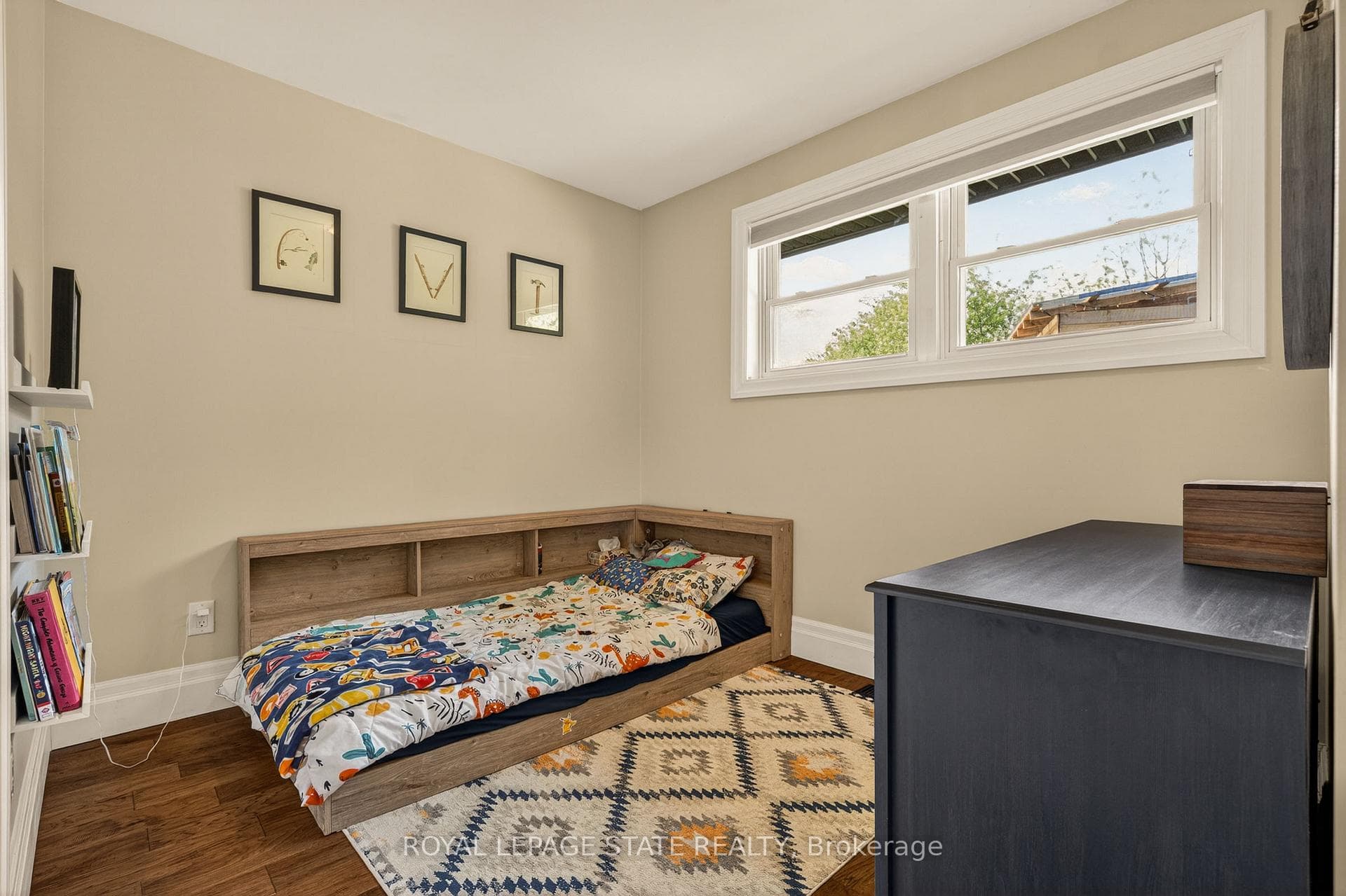 1396 Niels Avenue - Detached photo 23 of 50 in Burlington, Ontario