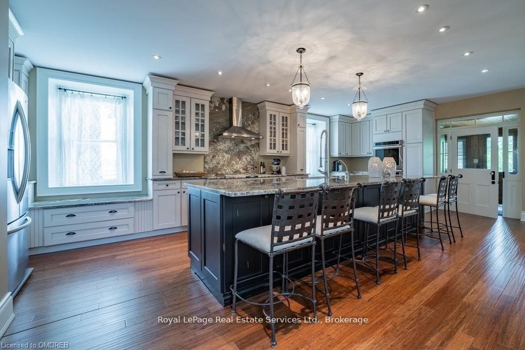 4197 Walkers Line - Detached photo 5 of 30 in Burlington, Ontario