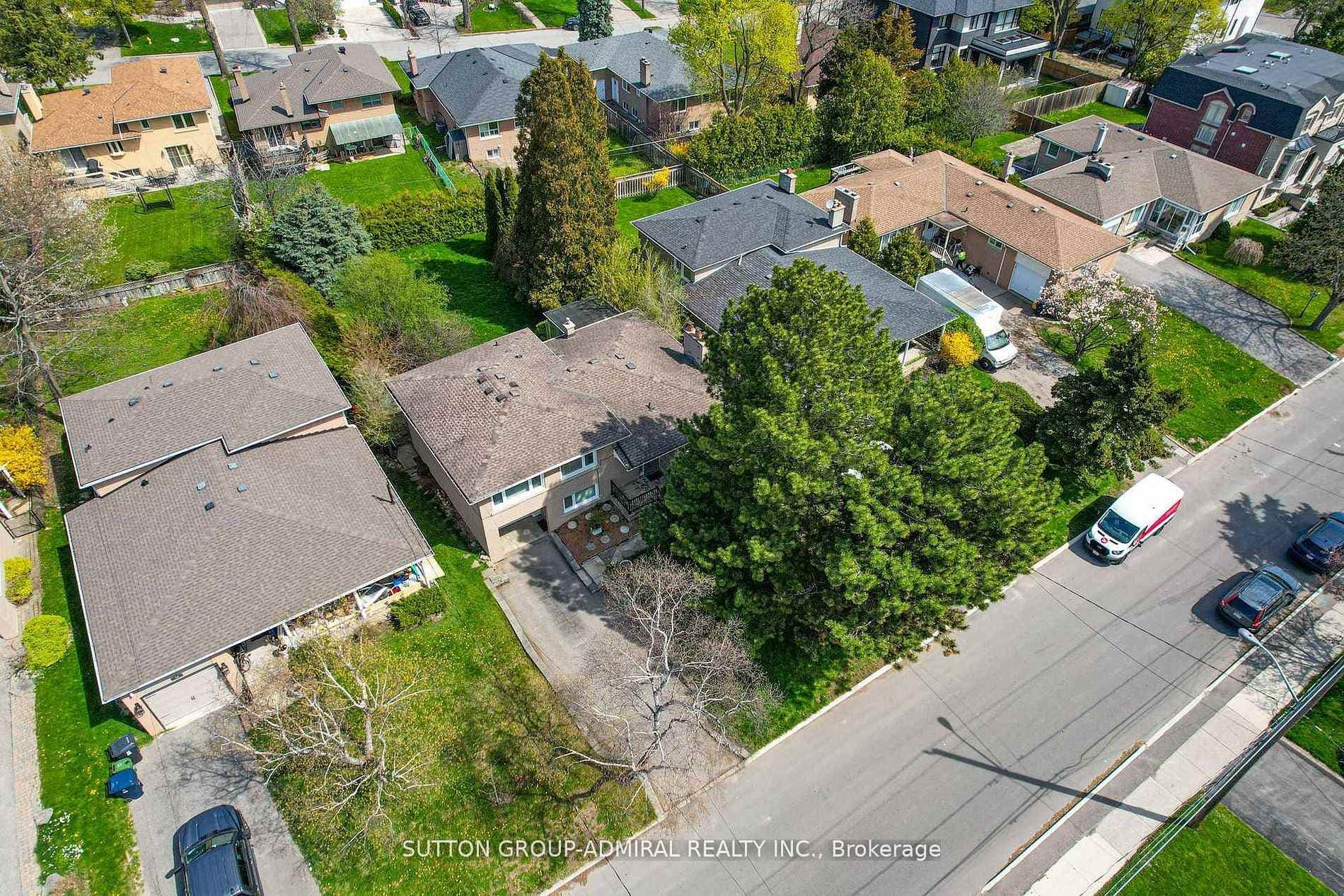 30 Foxwarren Drive - Detached photo 35 of 35 in Hillcrest Village / Bayview Village, Ontario
