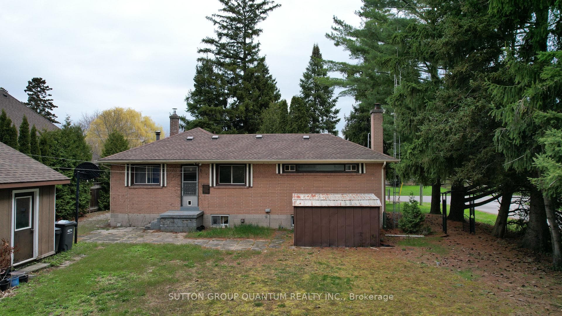 394 Maplehurst Avenue - Detached photo 6 of 18 in Oakville, Ontario