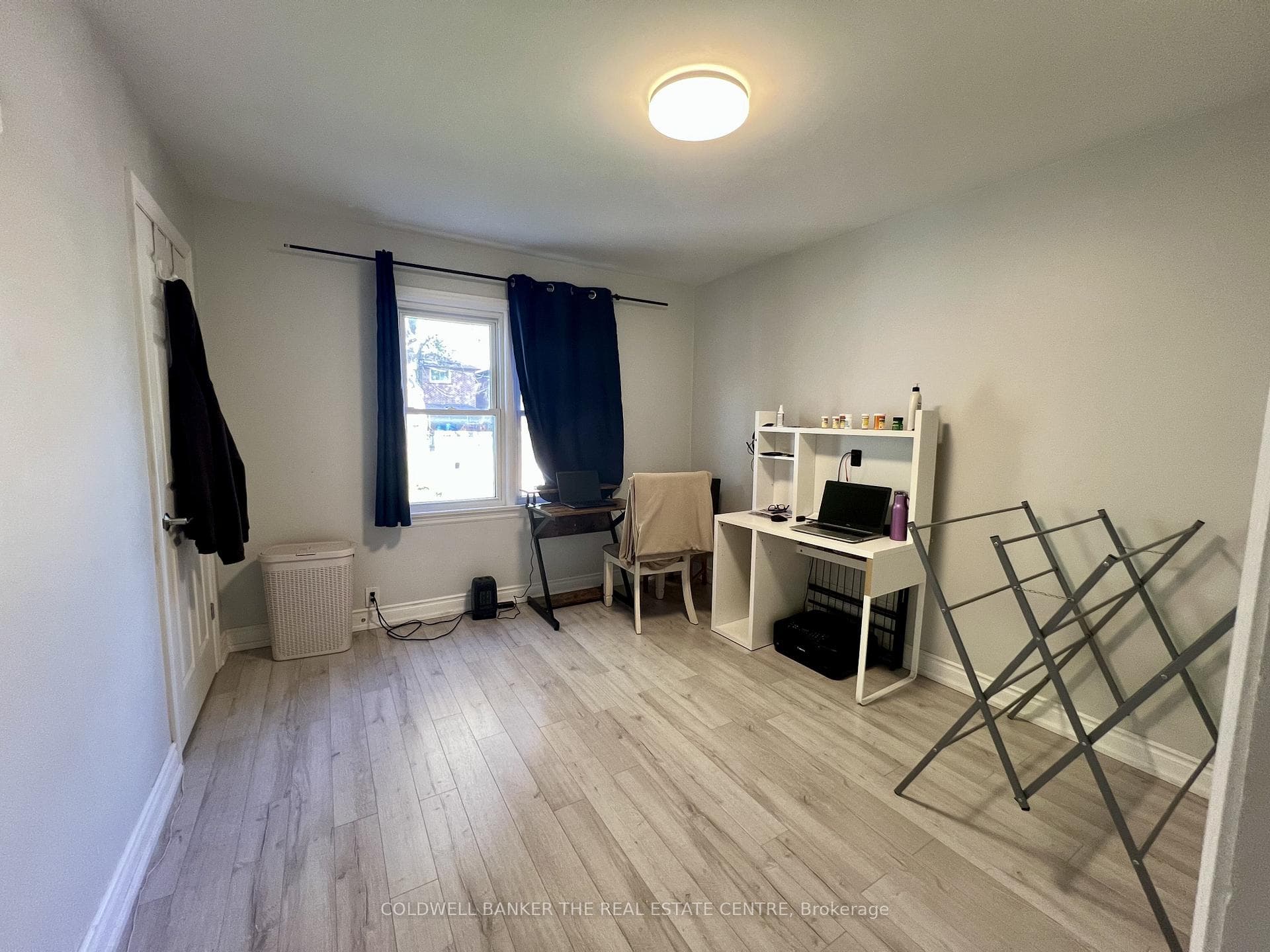 31 Sharpe Street Unit Upper - Detached photo 14 of 17 in Birch Cliff / Cliffside, Ontario