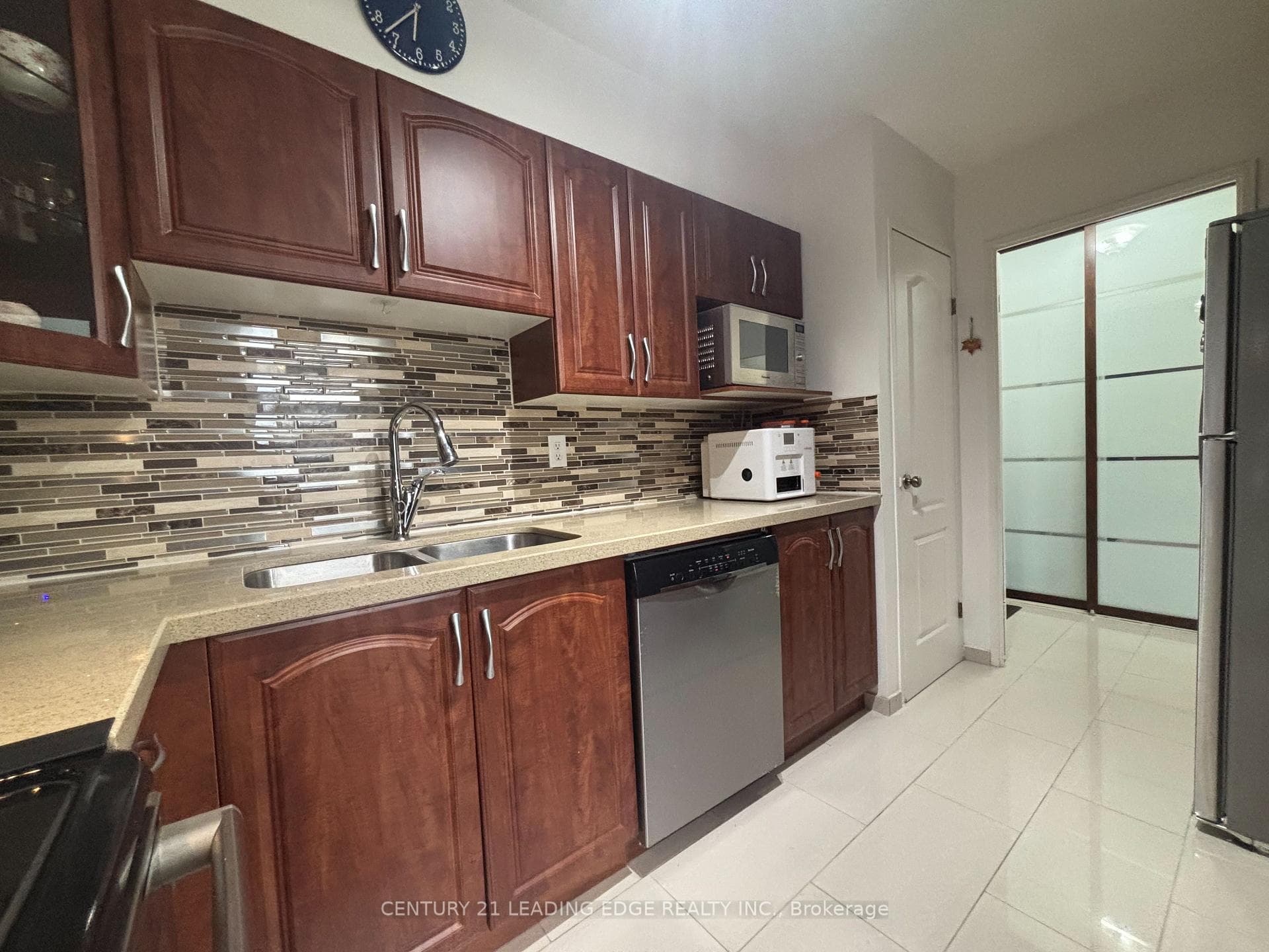 15 Vicora Linkway N/A Unit 304 - Condo photo 10 of 30 in Flemingdon Park / Don Mills, Ontario
