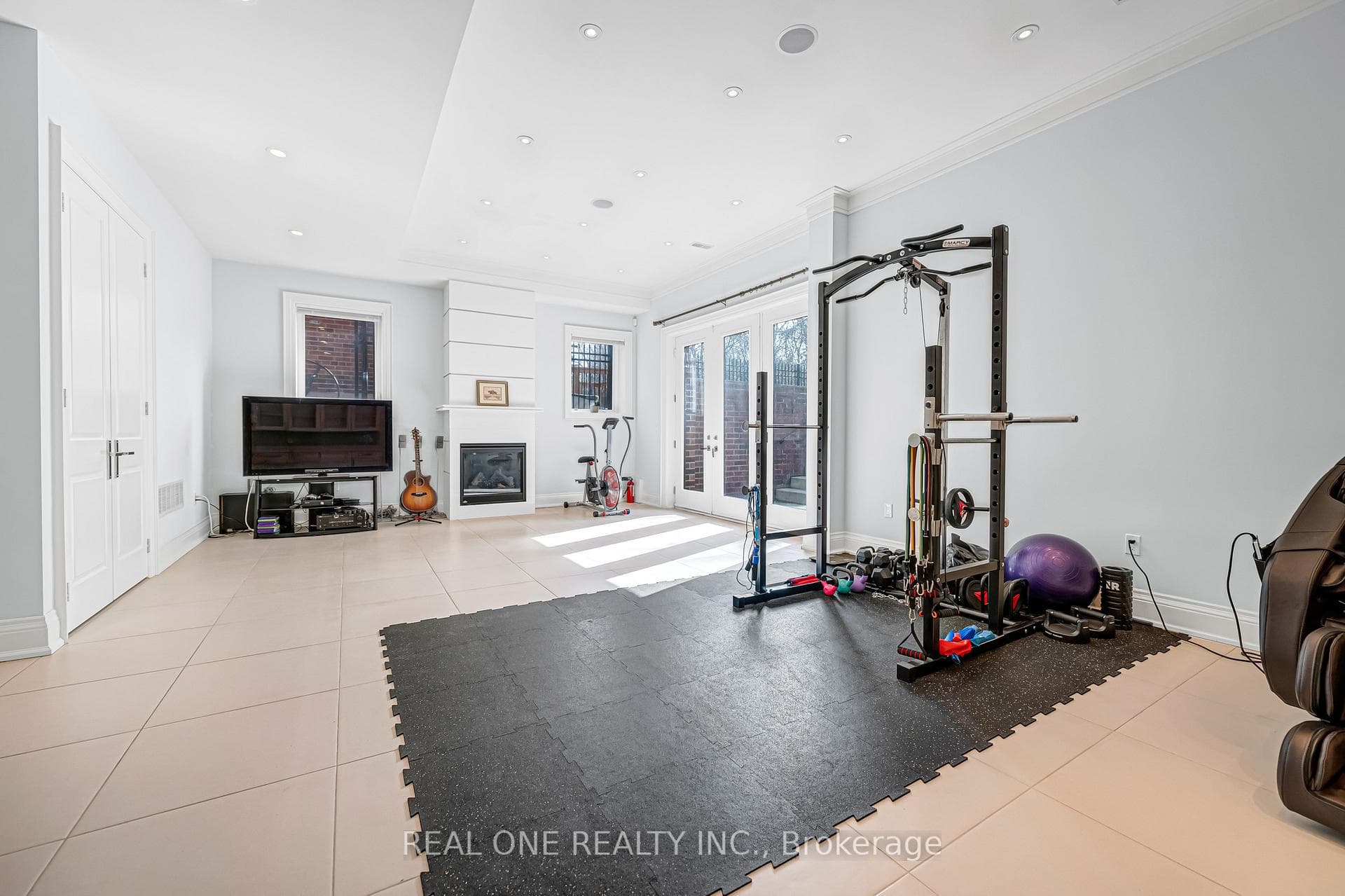 241 Florence Avenue - Detached photo 42 of 50 in Thornhill / Willowdale, Ontario