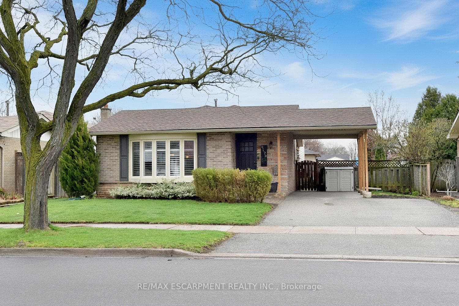3178 Heathfield Drive - Detached for sale in Aldershot, Ontario