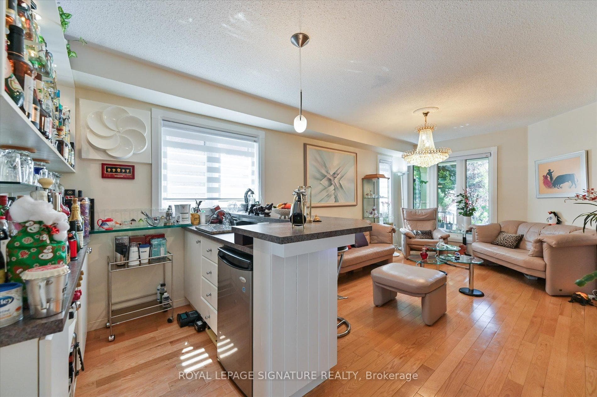 5481 Palmerston Crescent - Semi-Detached photo 11 of 44 in Mississauga, Ontario