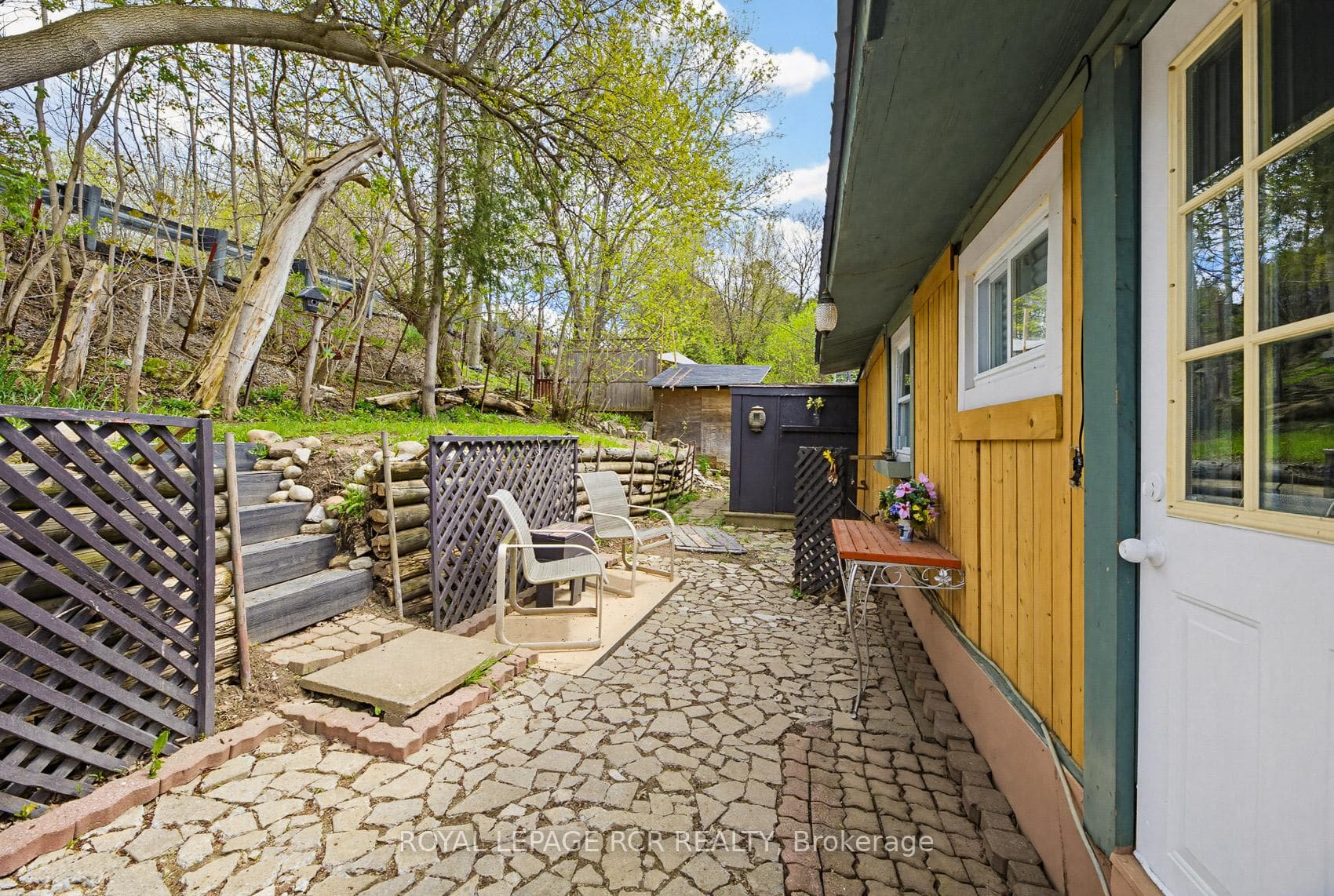 13 Old Pavilion Road - Detached photo 14 of 31 in Caledon, Ontario