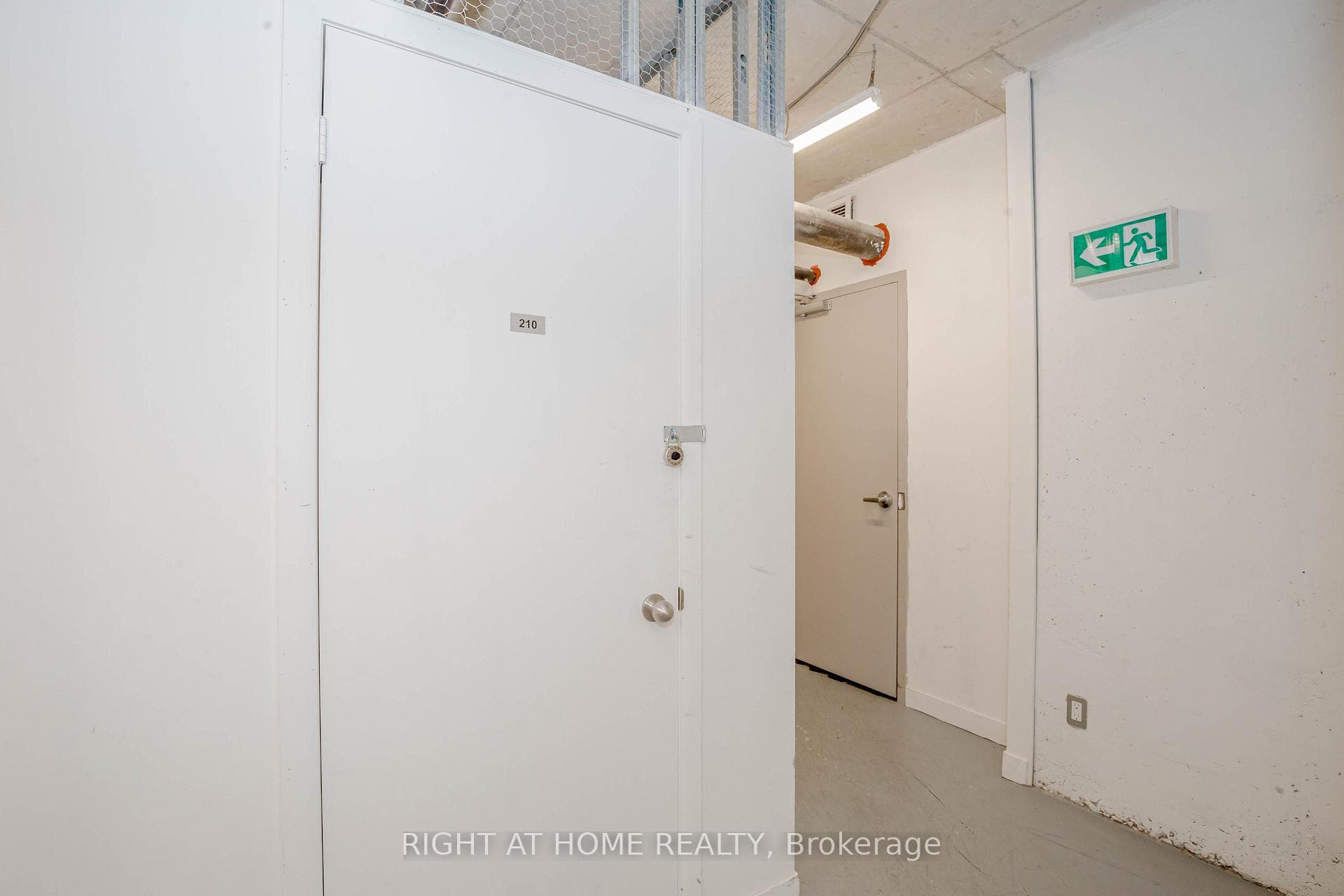2093 Fairview Street Unit 709 - Condo photo 40 of 45 in Burlington, Ontario