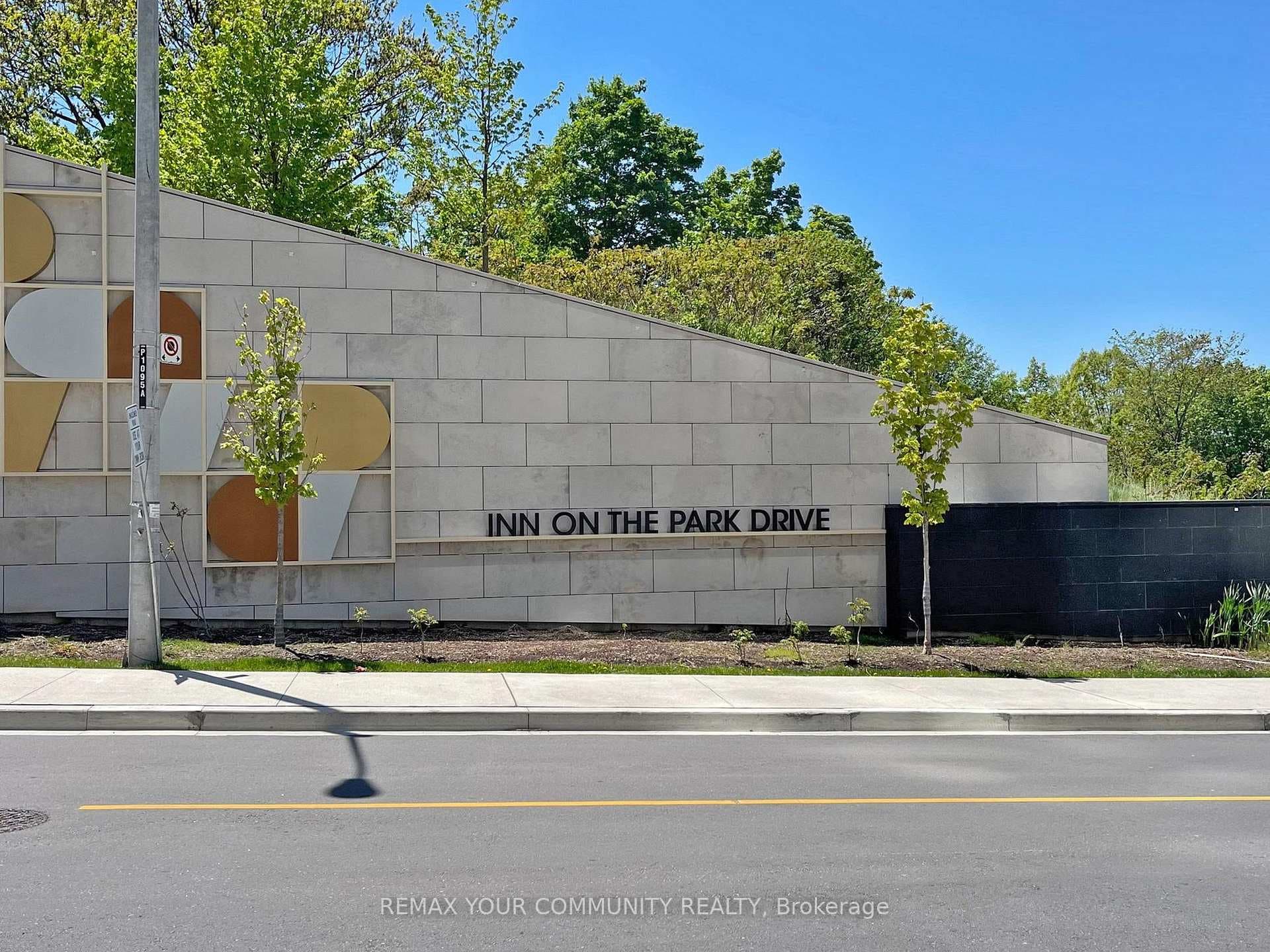 10 Inn On The Park Drive Unit 110 - Condo photo 29 of 38 in Don Mills / Parkwoods / Victoria Village, Ontario