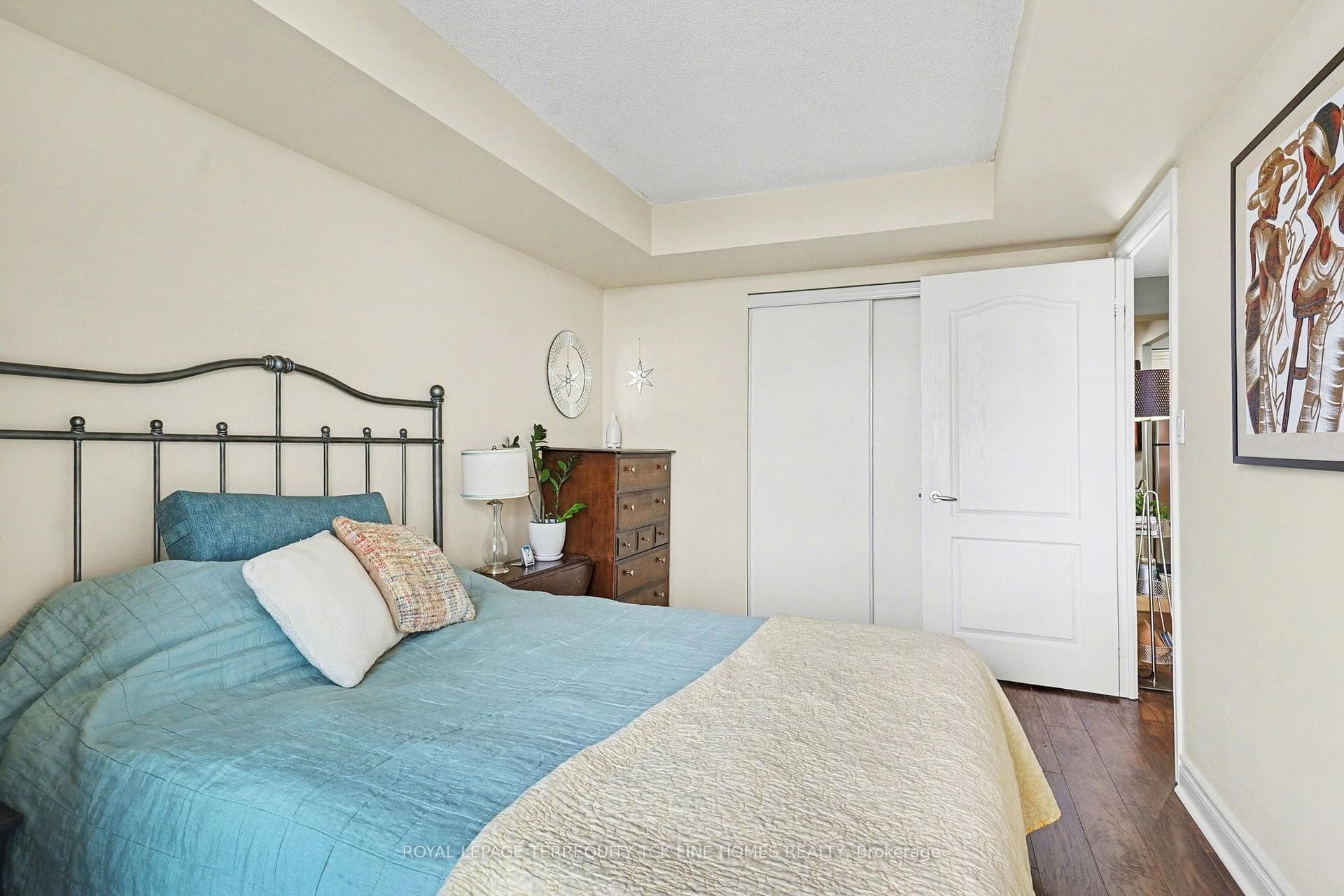 398 Eglinton Avenue Unit 1009 - Condo photo 11 of 39 in Leaside / Davisville, Ontario