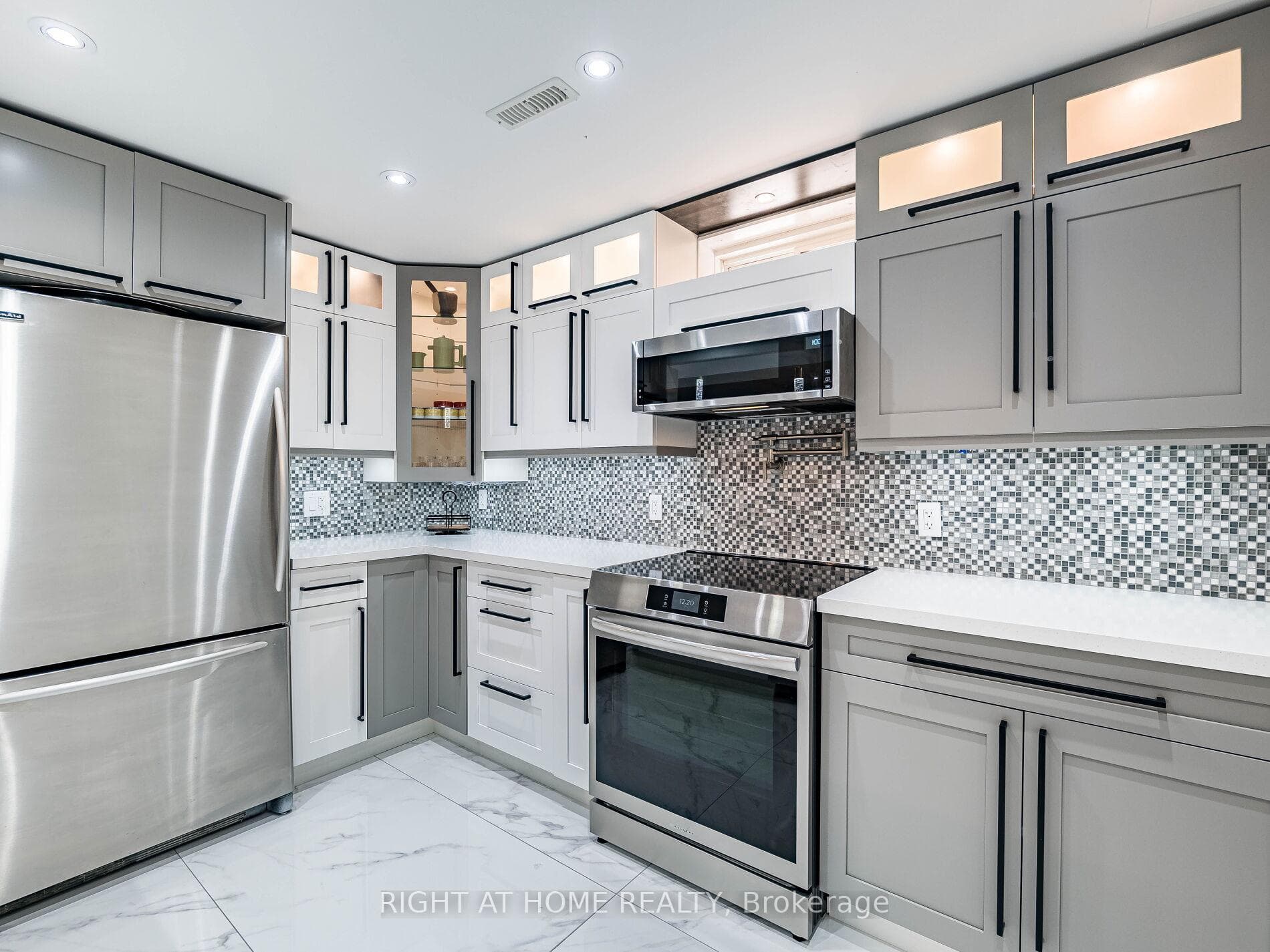 3176 Stocksbridge Avenue - Detached photo 40 of 50 in Oakville, Ontario