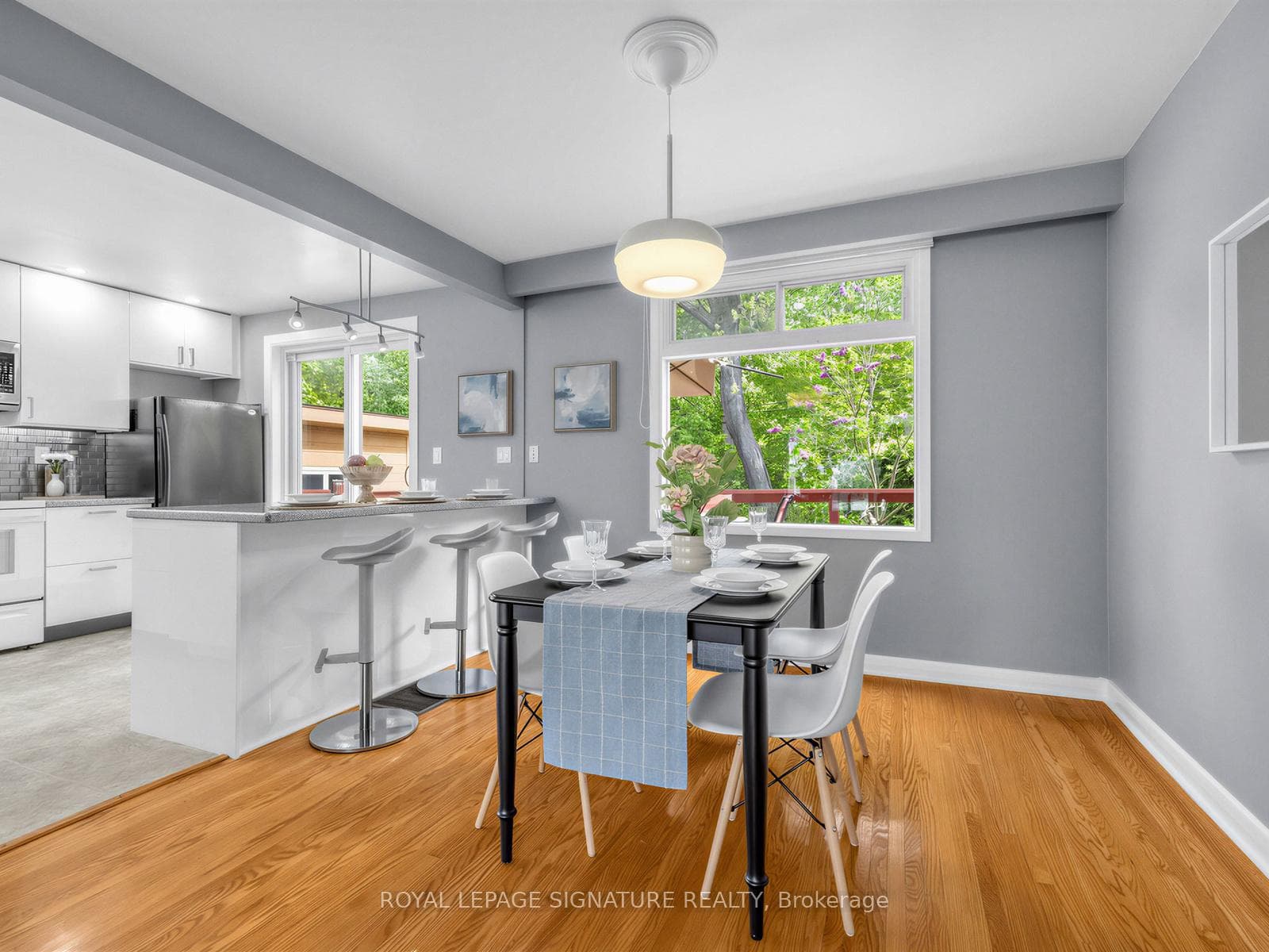 46 Plateau Crescent - Semi-Detached photo 13 of 50 in Don Mills / Parkwoods / Victoria Village, Ontario