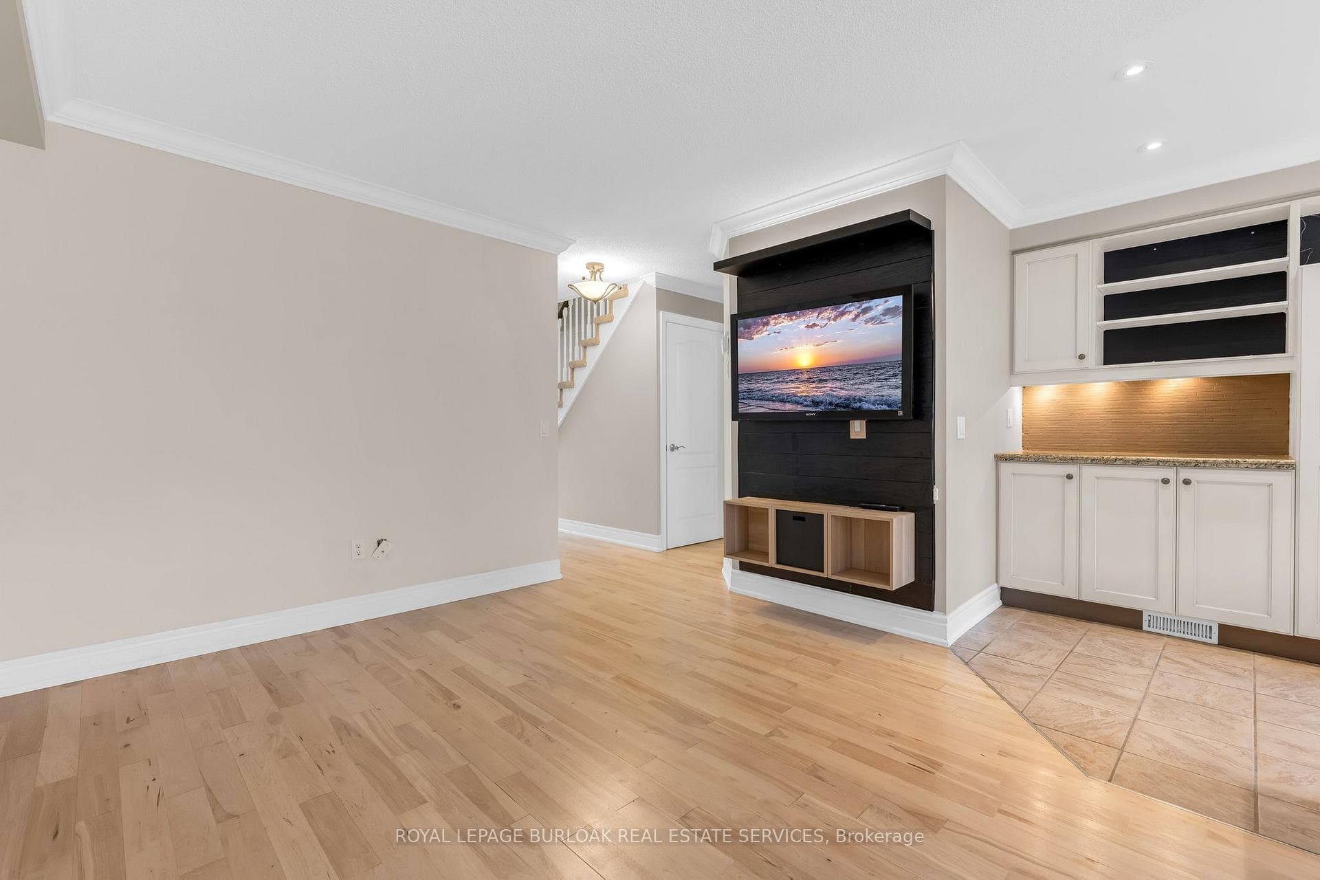 710 Spring Gardens Road Unit 20 - Condo photo 8 of 45 in Burlington, Ontario