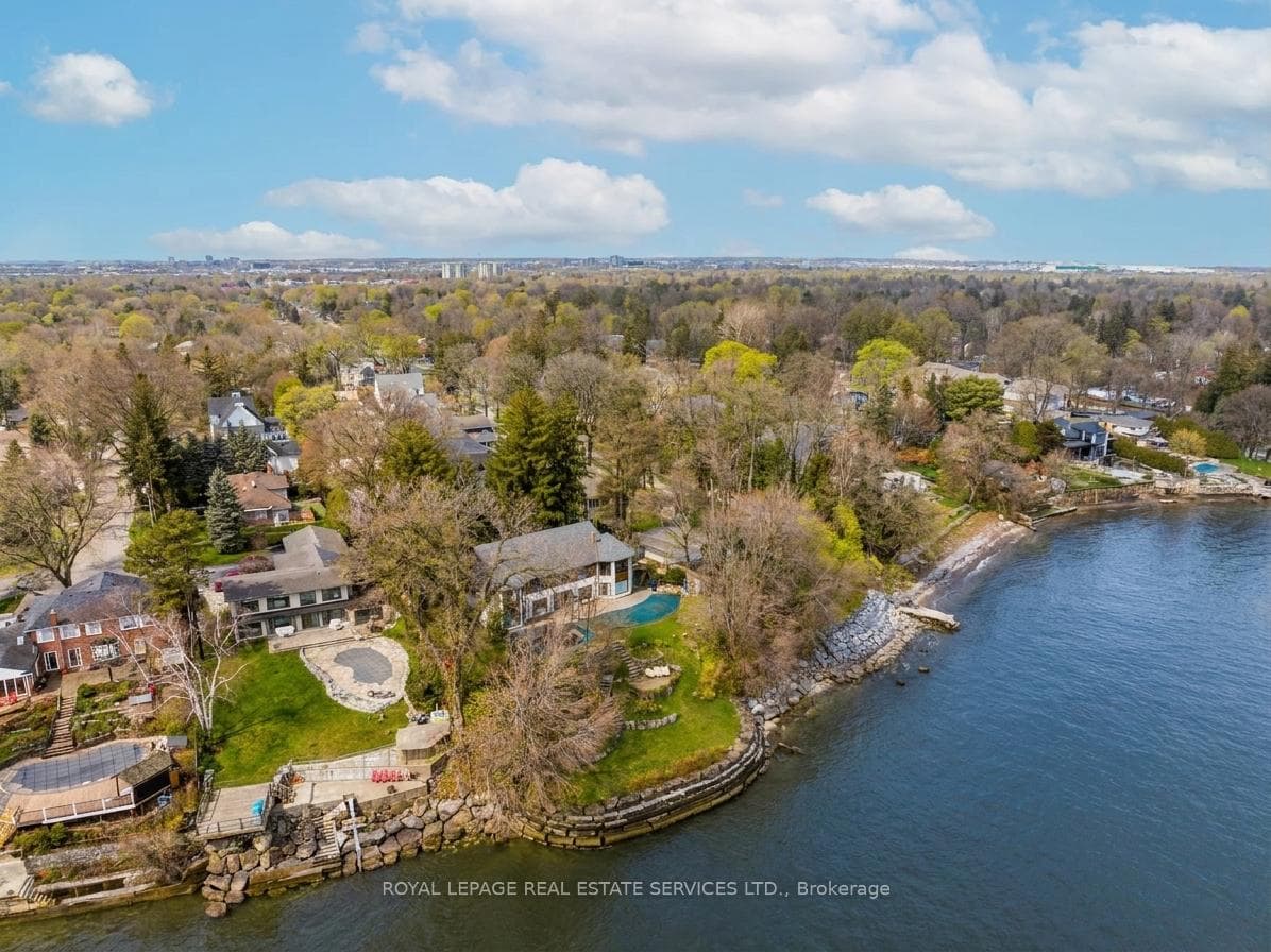 100 Appleby Place - Detached photo 9 of 46 in Burlington, Ontario