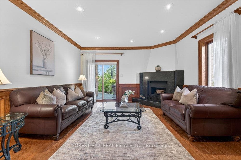 162 Codsell Avenue - Detached photo 13 of 40 in North York (Bathurst Manor / Clanton Park), Ontario