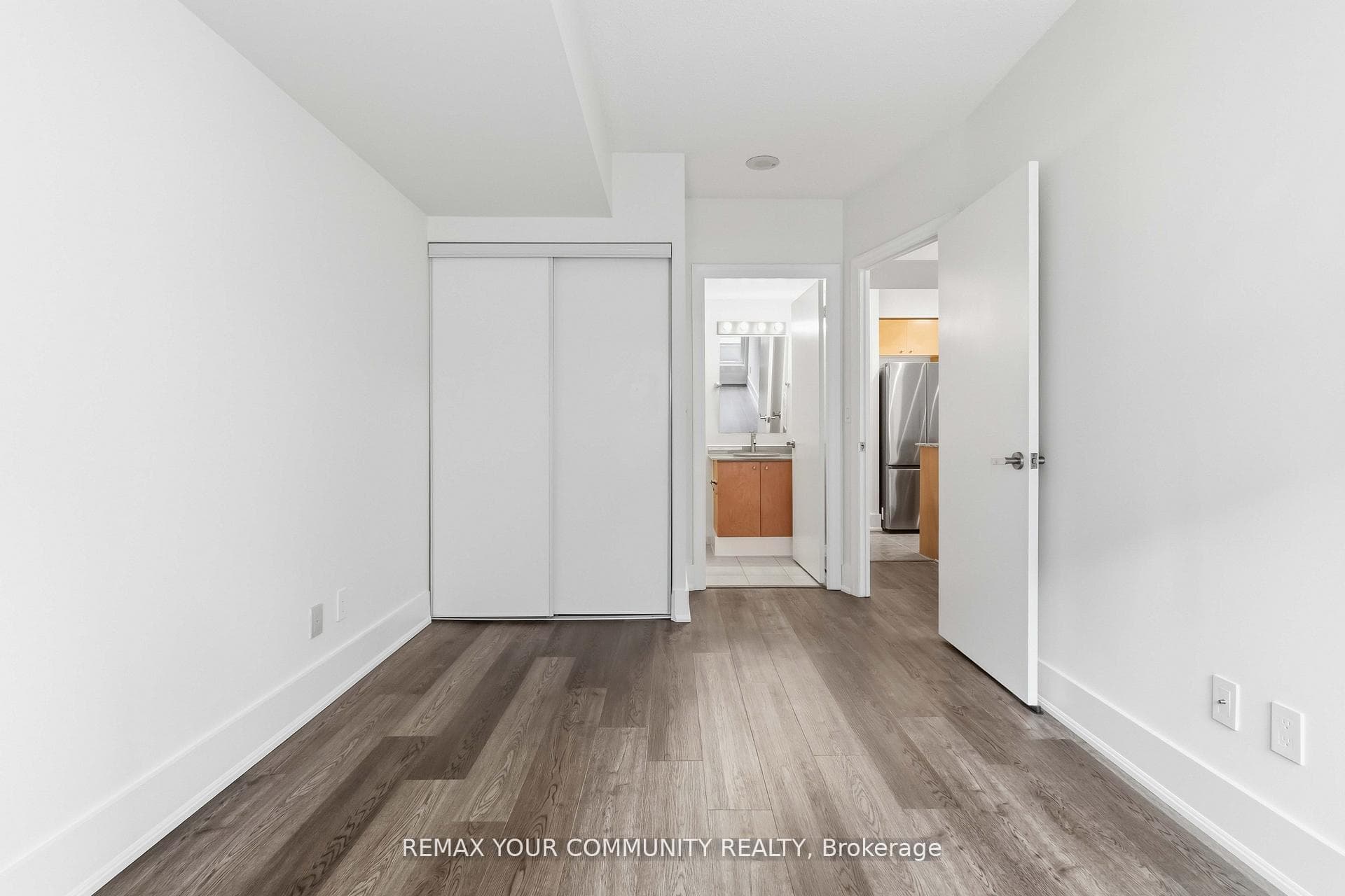 8 Scollard Street Unit 606 - Condo photo 24 of 37 in Annex / Yorkville / Summerhill, Ontario