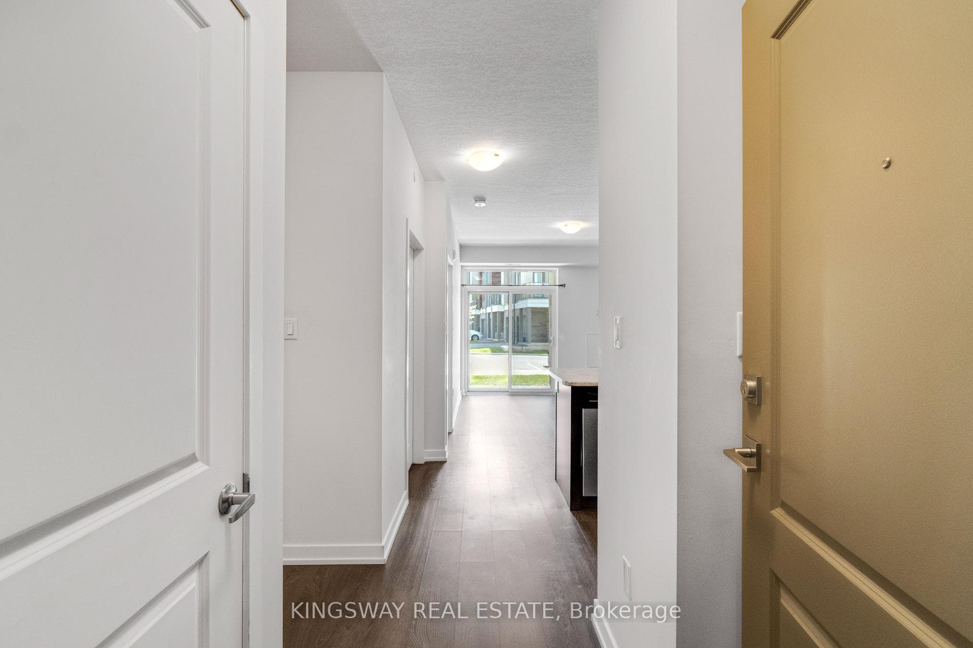 125 Shoreview Place Unit 109 - Condo photo 6 of 49 in Hamilton, Ontario