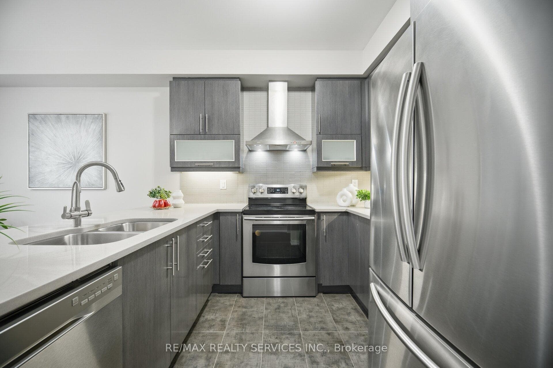 25 Baffin Crescent - Semi-Detached photo 10 of 50 in Brampton, Ontario