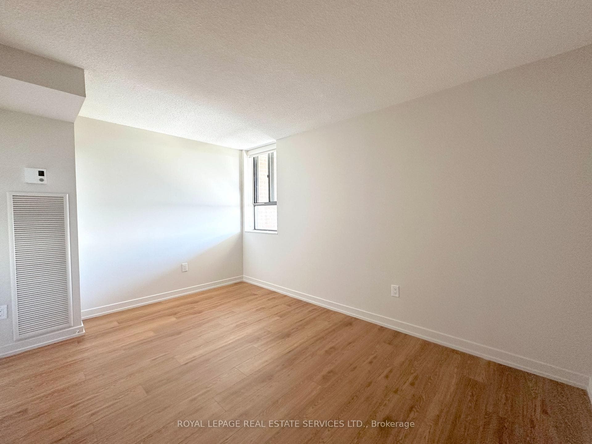 190 Clark Boulevard Unit 1112 - Condo photo 9 of 18 in Brampton, Ontario