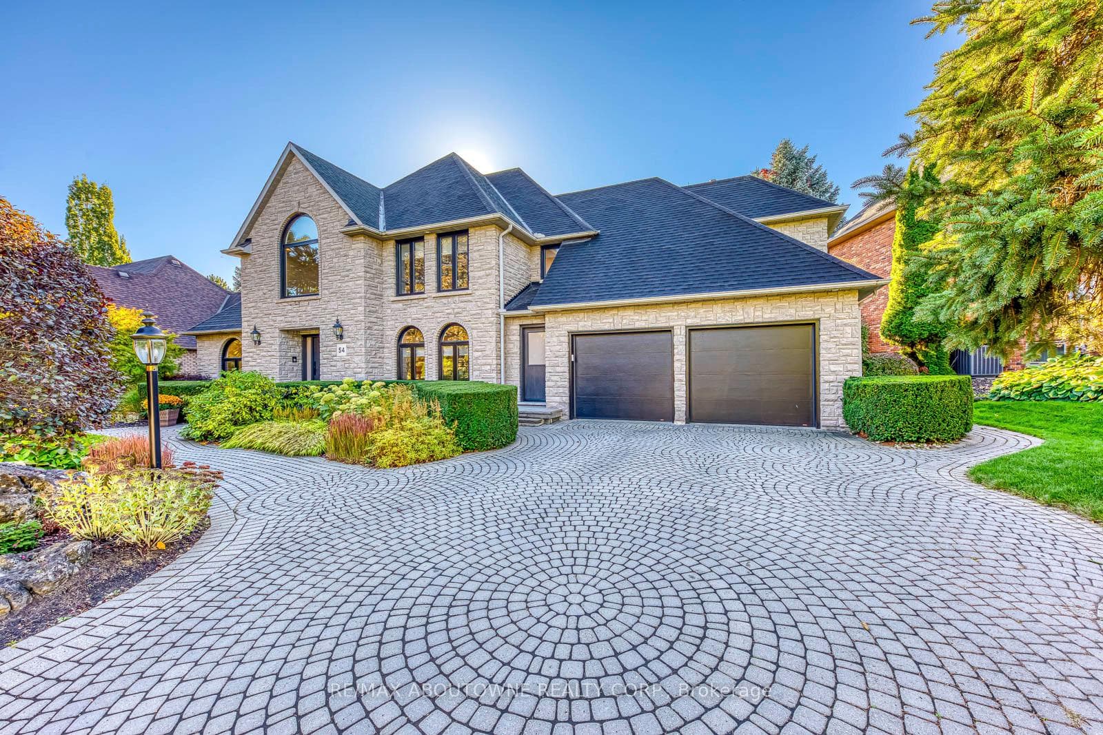 54 Deerview Avenue - Detached photo 1 of 50 in Hamilton, Ontario