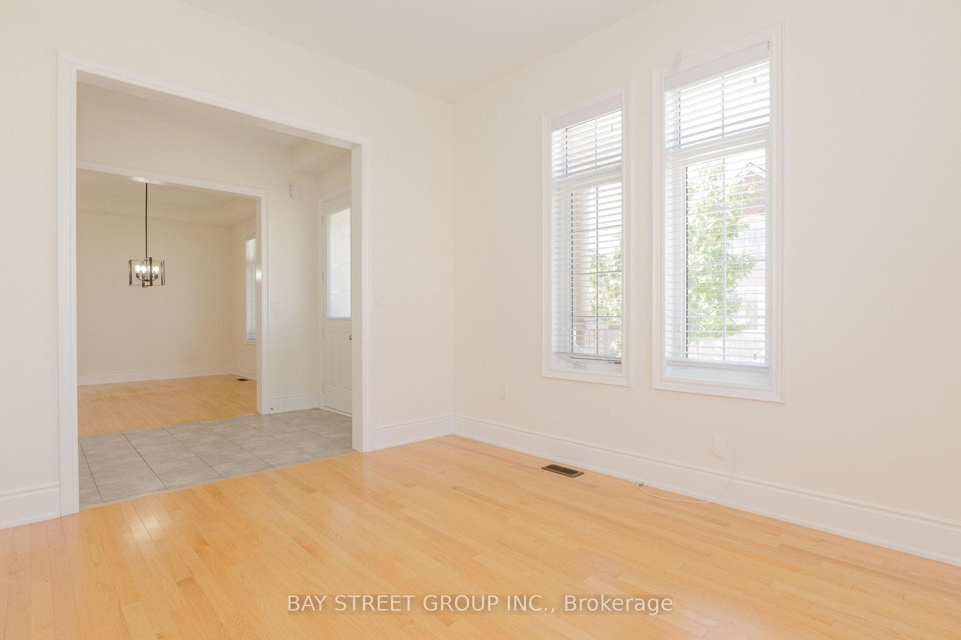 3127 Streamwood Pass - Detached photo 5 of 48 in Oakville, Ontario