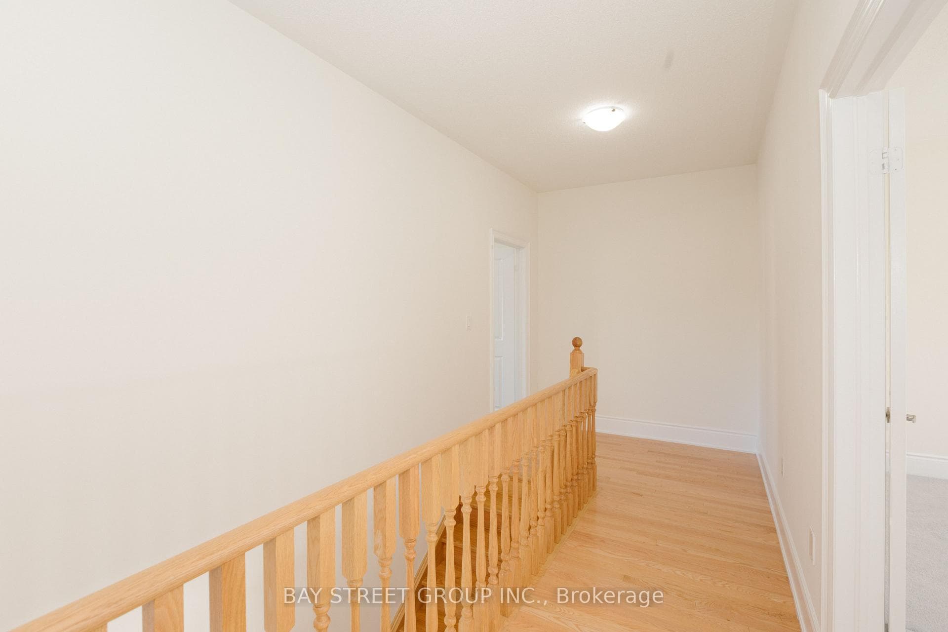 3127 Streamwood Pass - Detached photo 32 of 48 in Oakville, Ontario
