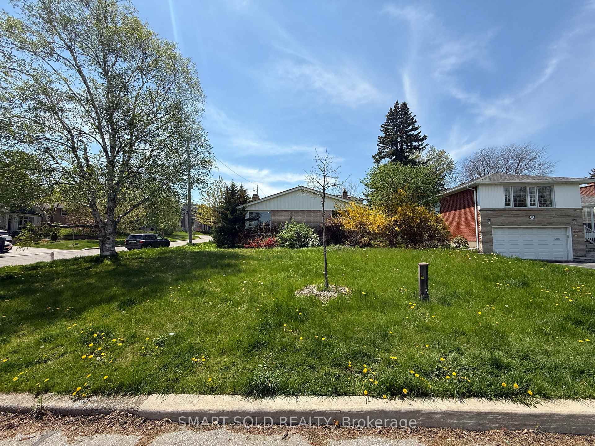 30 Caswell Drive - Detached photo 17 of 17 in Willowdale / Newtonbrook, Ontario