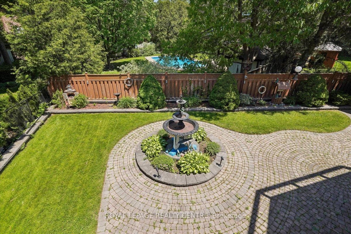 1869 Folkway Drive - Detached photo 14 of 49 in Mississauga, Ontario