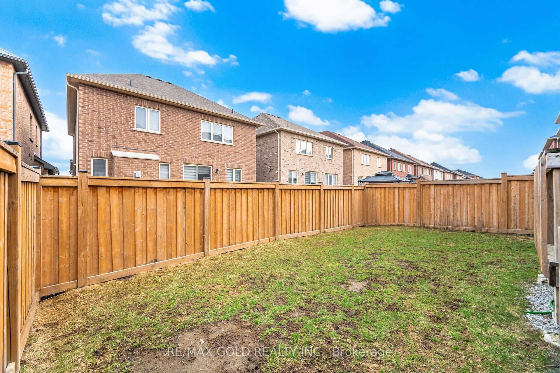 11 Sinatra Street - Detached photo 28 of 30 in Brampton, Ontario
