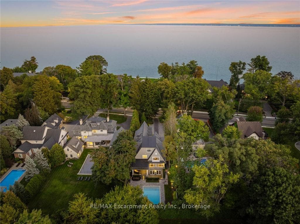 3087 Lakeshore Road - Detached photo 49 of 50 in Burlington, Ontario