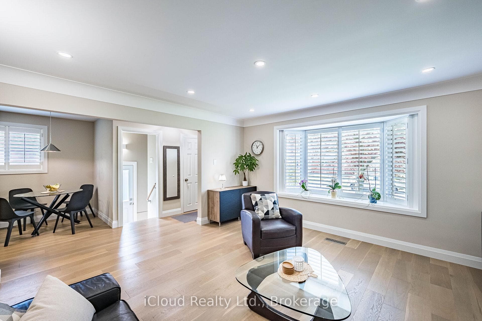 1195 Stanley Drive - Detached photo 8 of 50 in Burlington, Ontario
