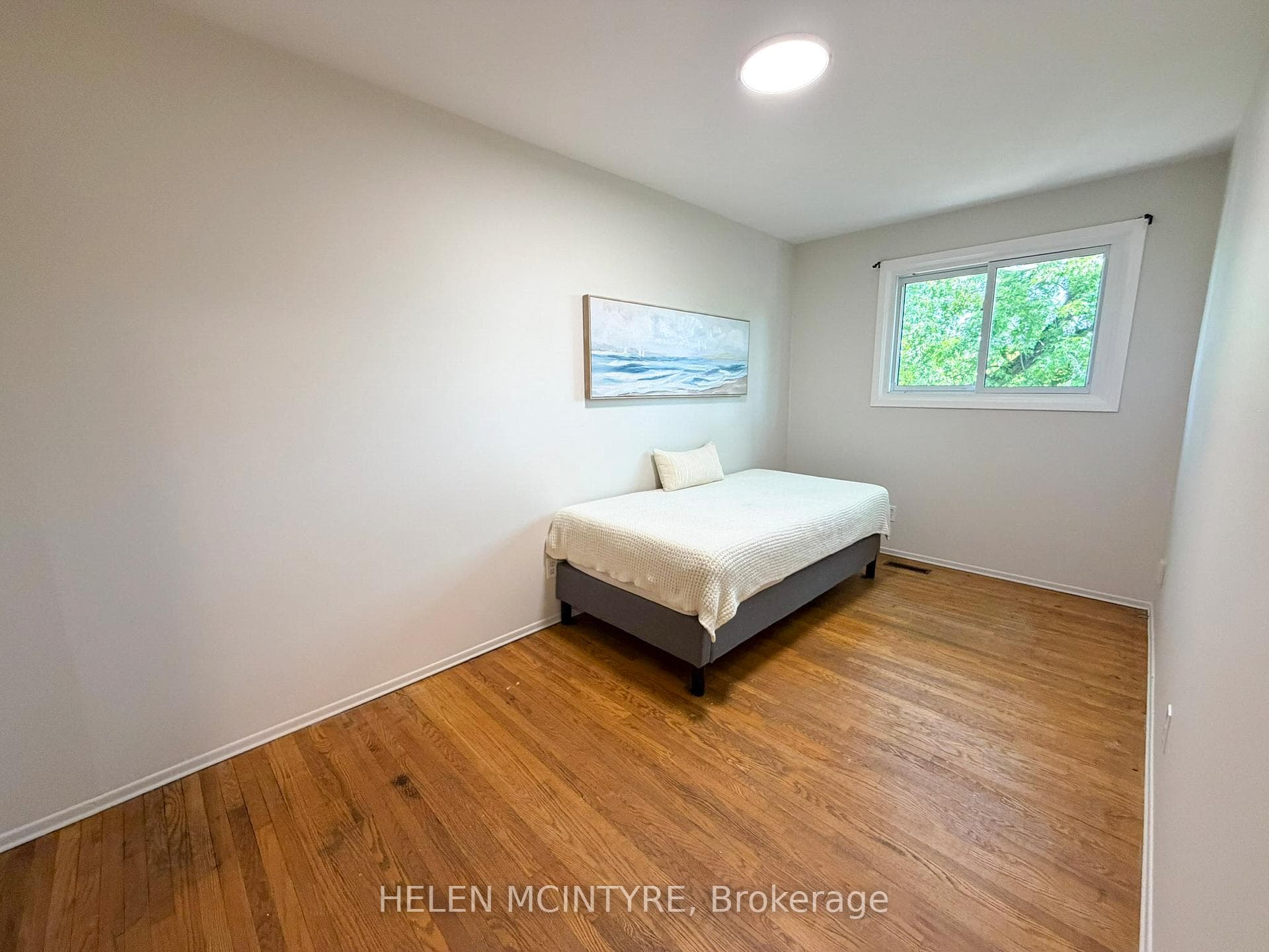 140 Ripley Court Unit 4 - Townhouse photo 14 of 47 in Oakville, Ontario
