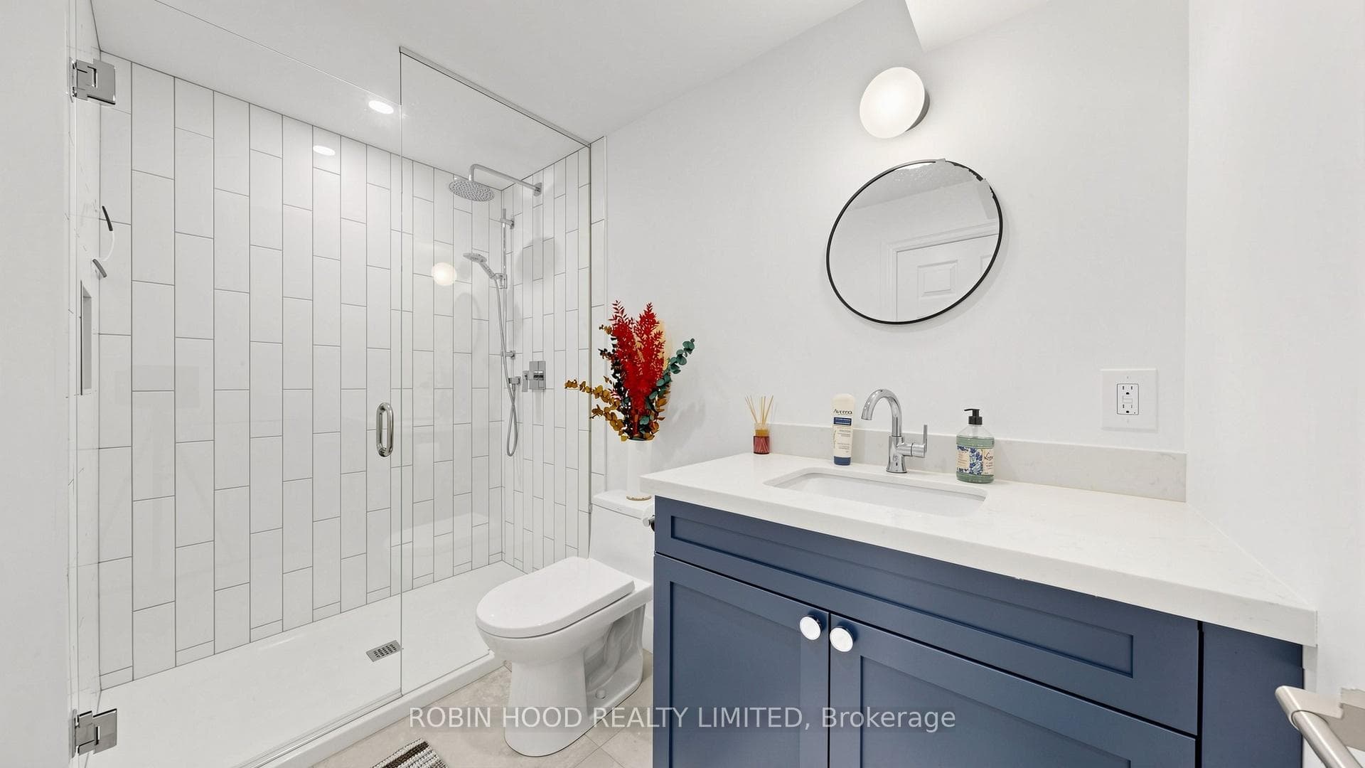3307 Granite Gate - Detached photo 9 of 49 in Burlington, Ontario