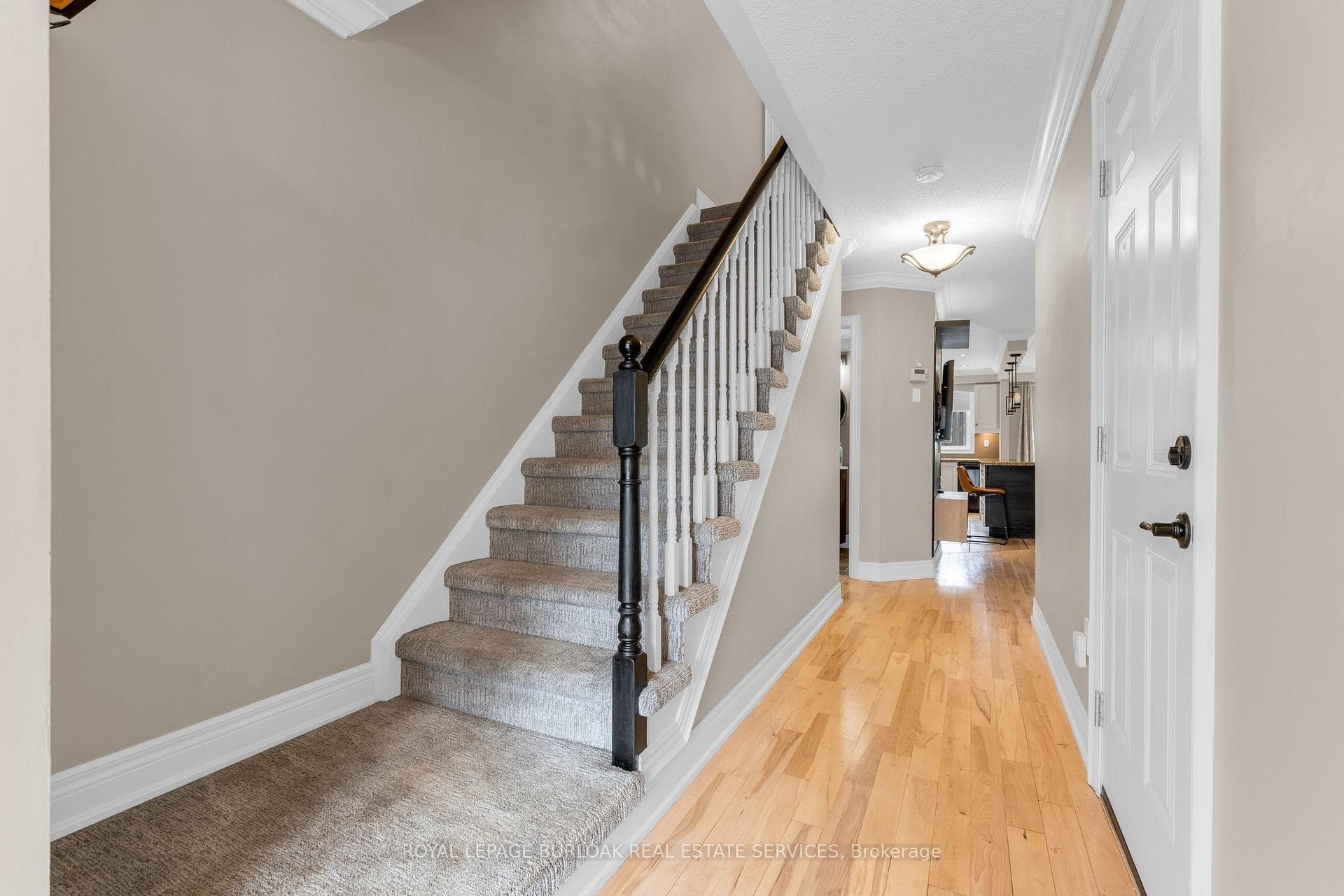 710 Spring Gardens Road Unit 20 - Condo photo 5 of 45 in Burlington, Ontario