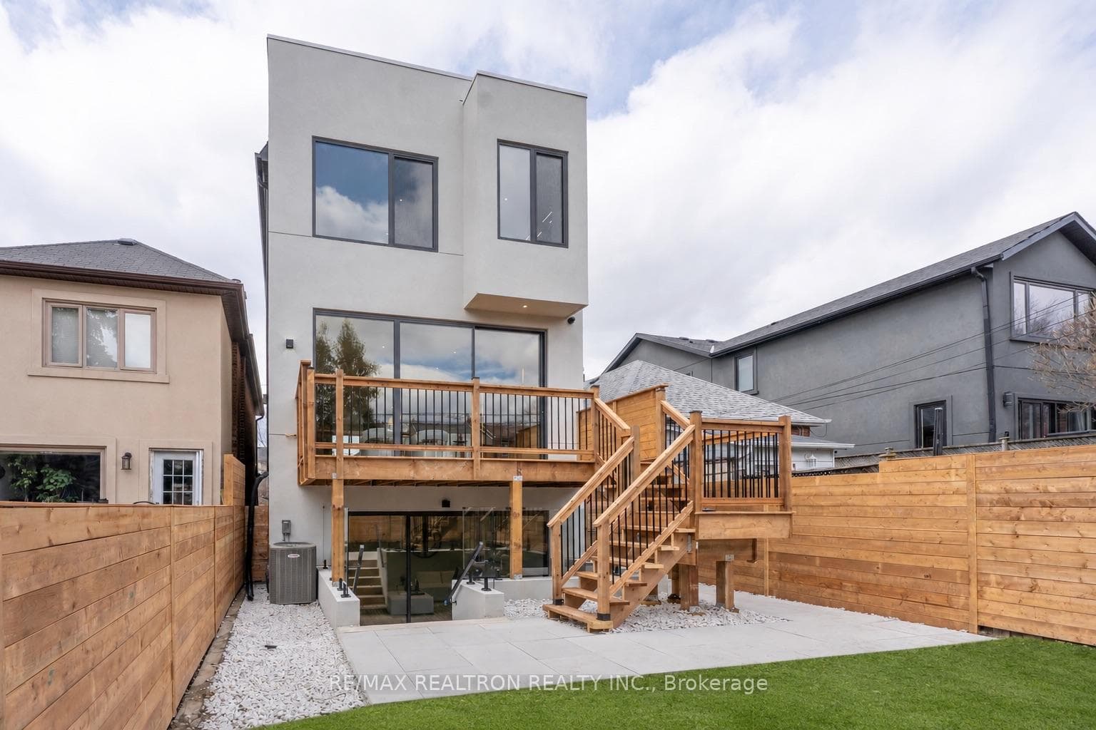 315 Arlington Avenue - Detached photo 39 of 39 in Forest Hill / Deer Park, Ontario