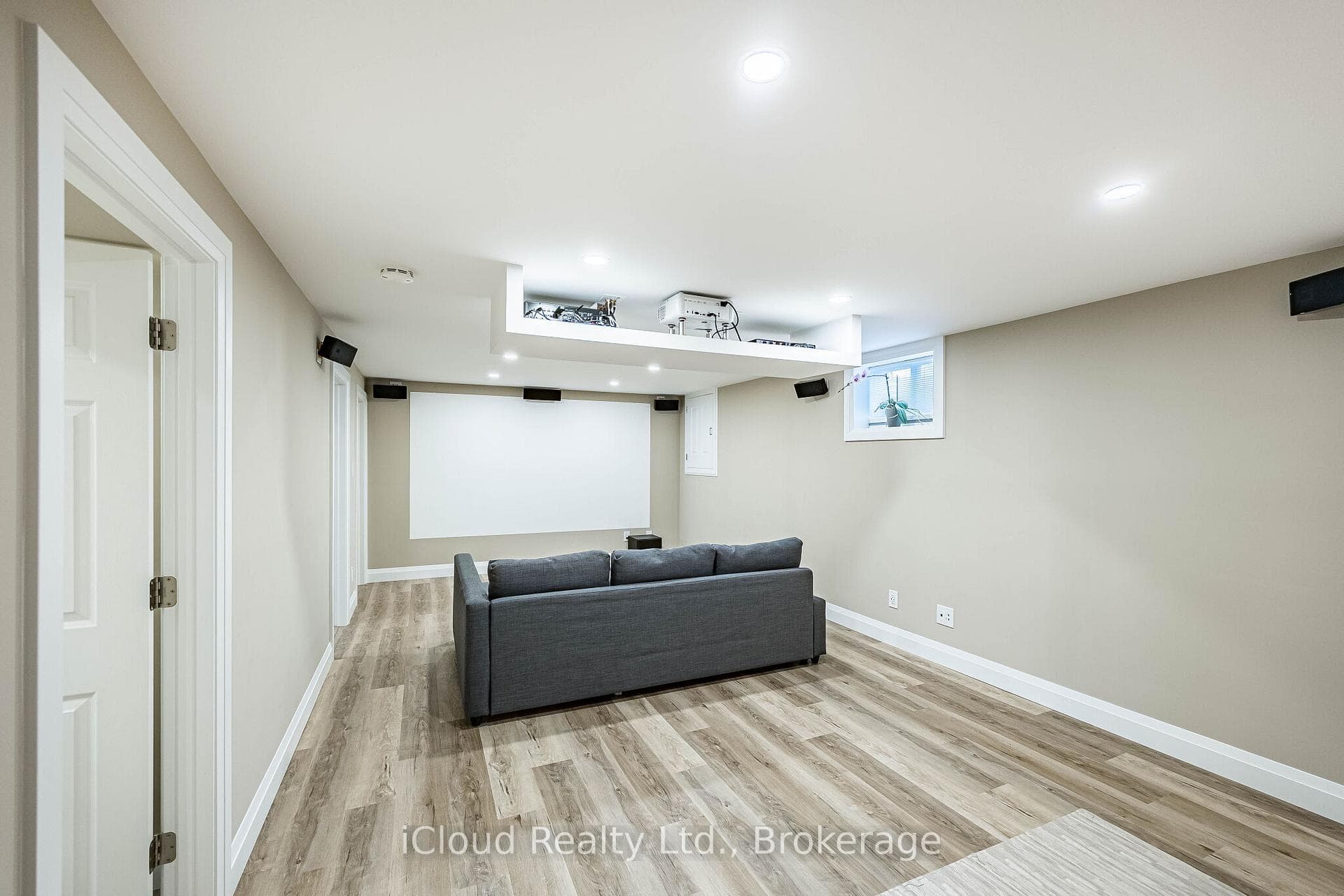 1195 Stanley Drive - Detached photo 33 of 50 in Burlington, Ontario