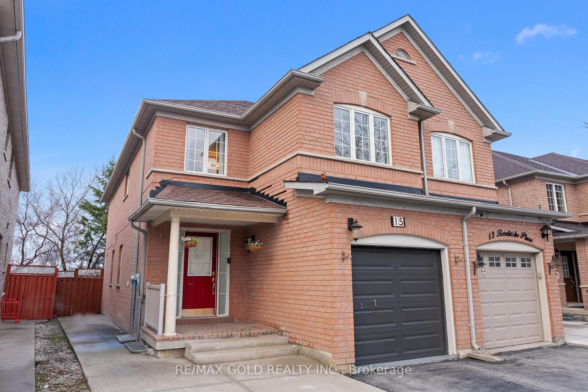 15 Revelstoke Place - Semi-Detached photo 3 of 49 in Brampton, Ontario