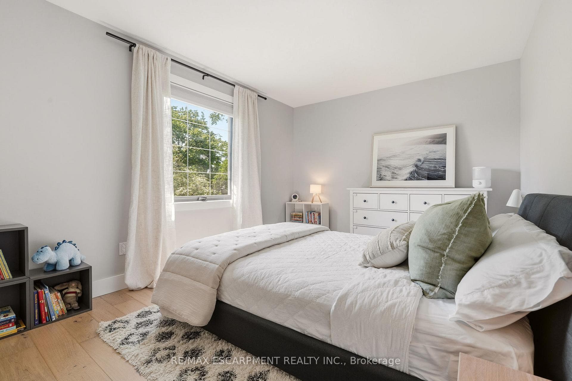 394 RANKIN Drive - Detached photo 26 of 50 in Burlington, Ontario