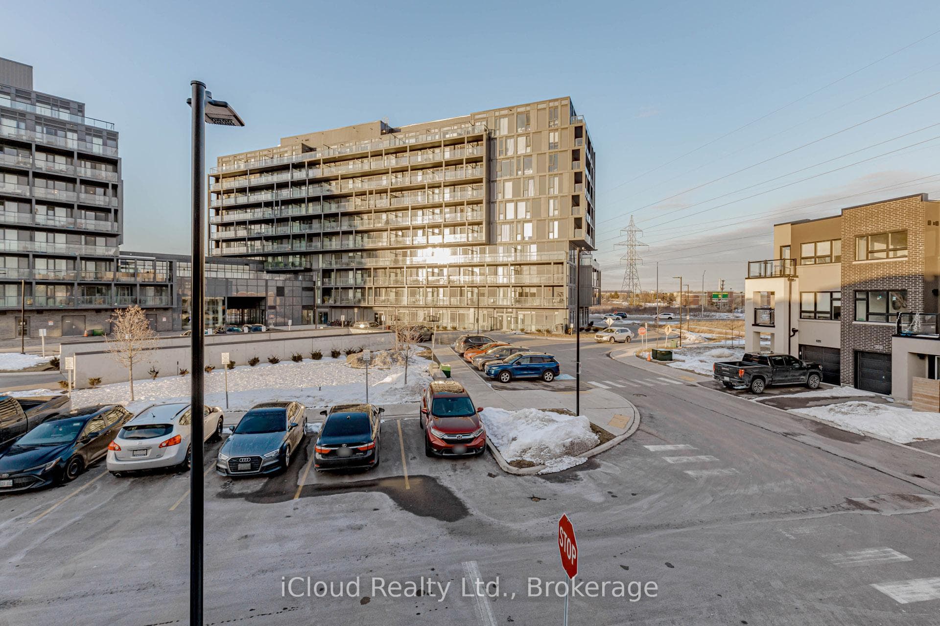 3189 BASTEDO Common Unit 69 - Townhouse photo 46 of 50 in Burlington, Ontario