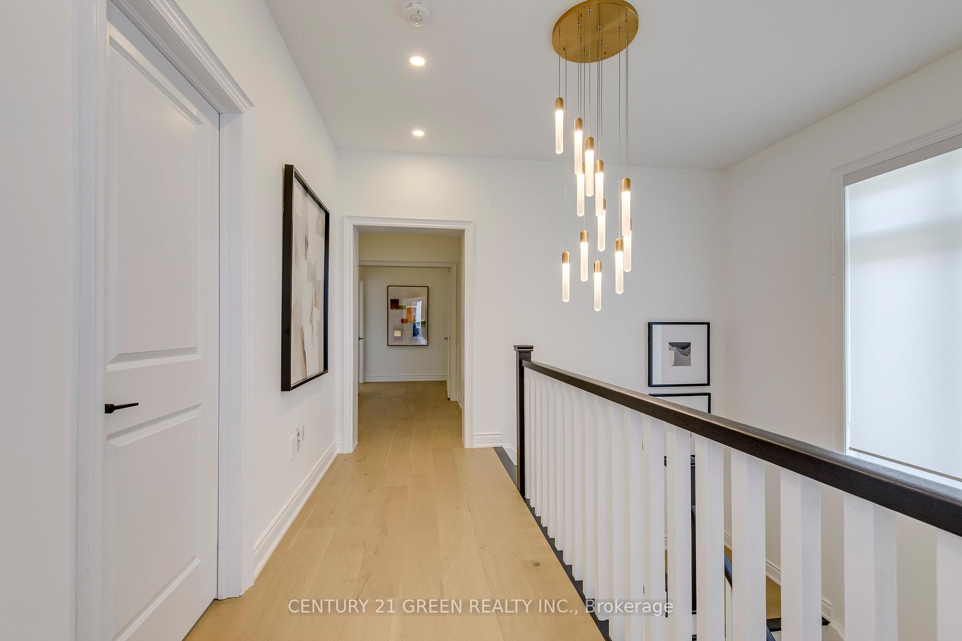 1290 Felicity Gardens - Detached photo 23 of 50 in Oakville, Ontario