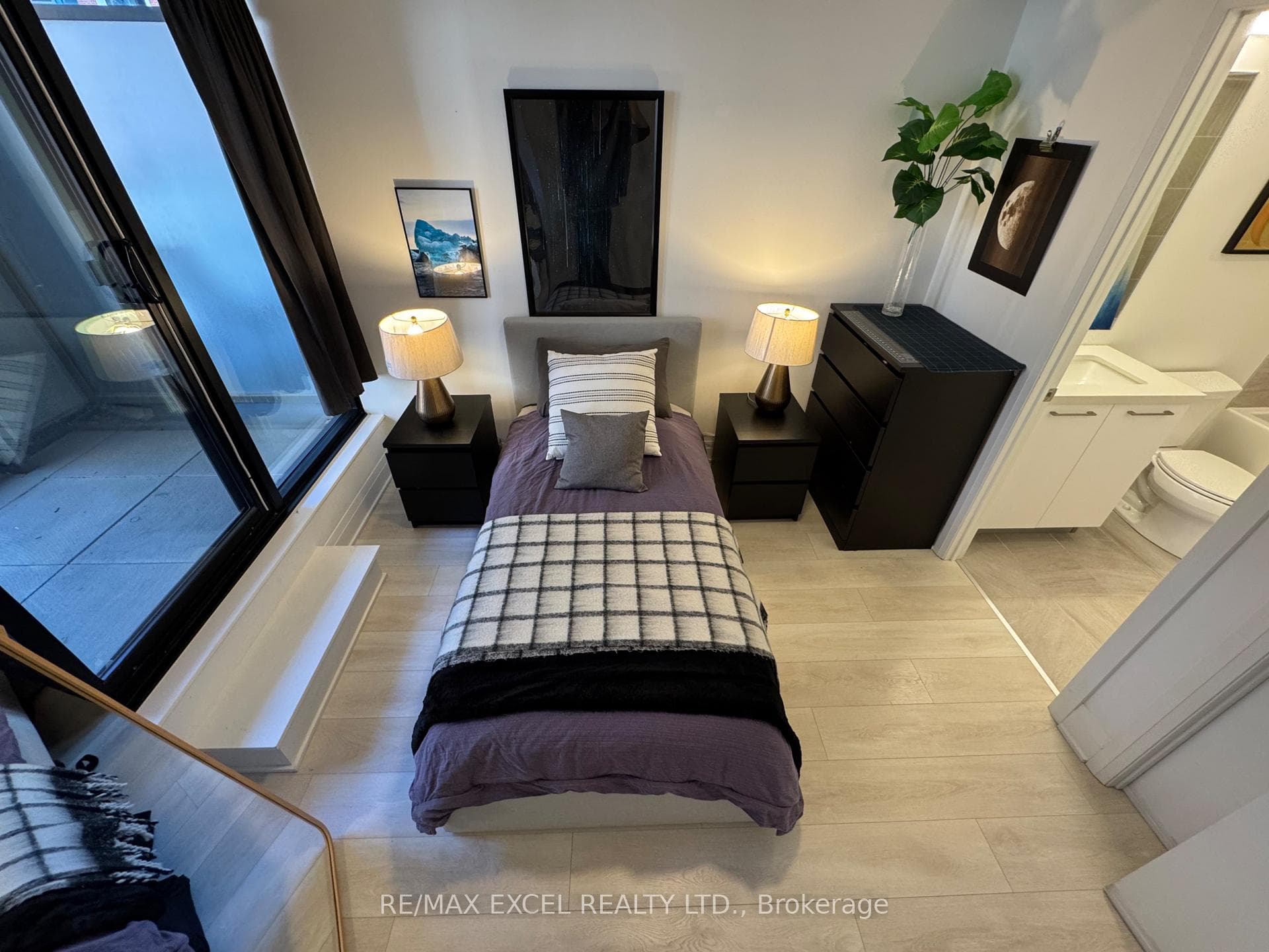 33 Frederick Todd Way Unit 303 - Condo photo 24 of 49 in Flemingdon Park / Don Mills, Ontario