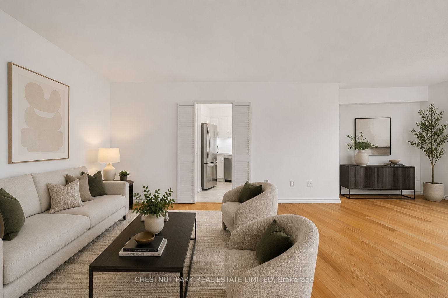 60 Pavane Linkway N/A Unit 206 - Condo photo 4 of 45 in Flemingdon Park / Don Mills, Ontario