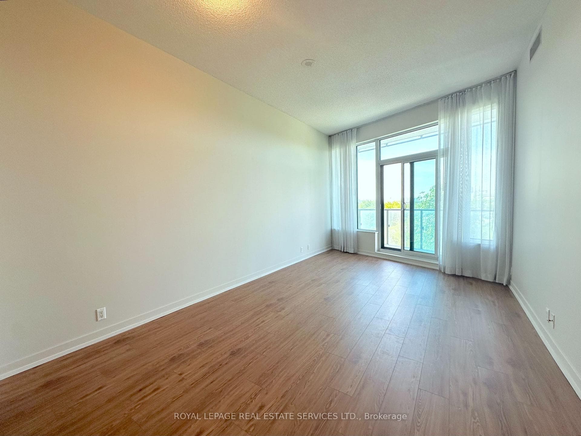 188 Clark Boulevard Unit 407 - Condo photo 4 of 17 in Brampton, Ontario